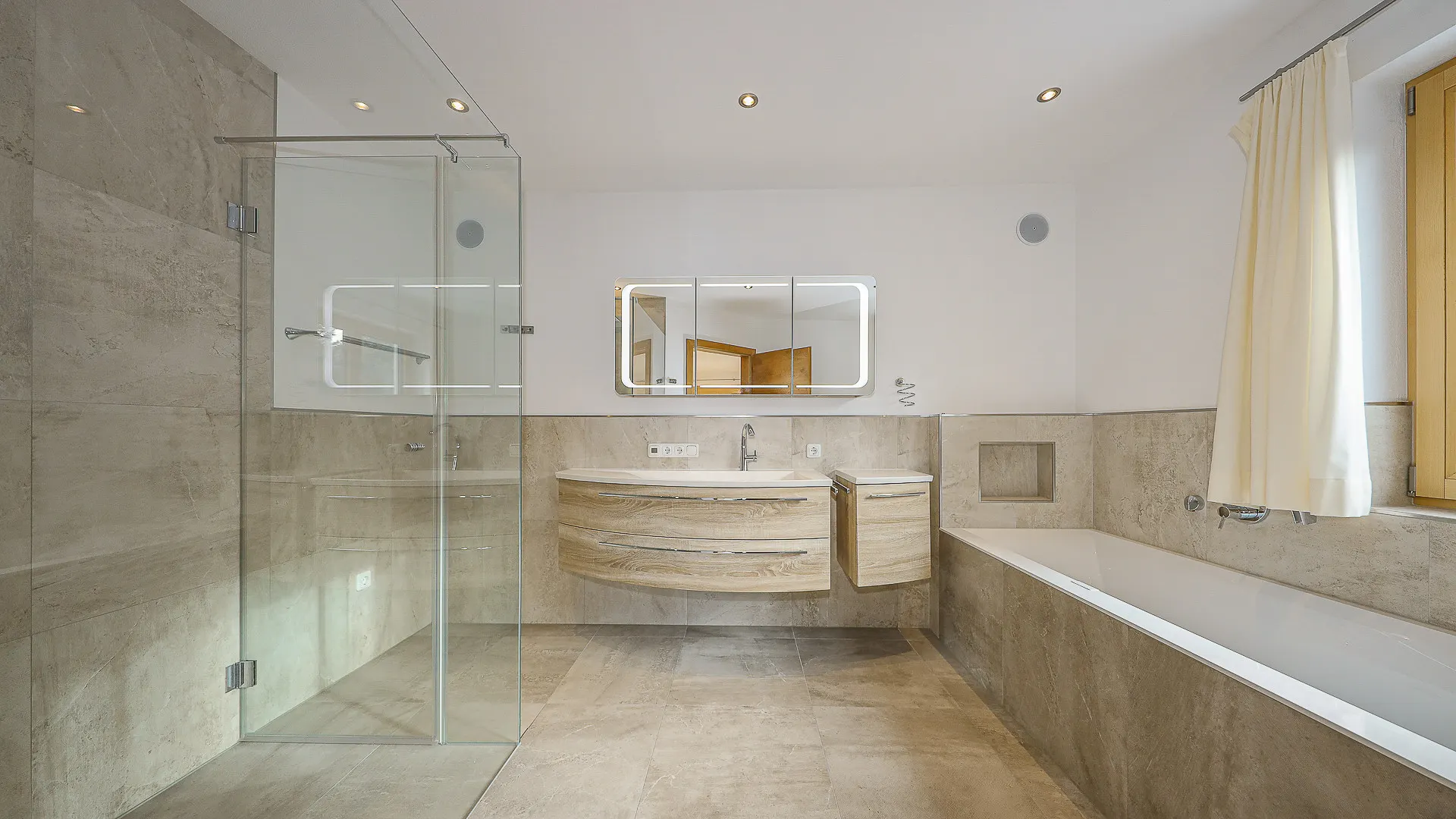 KITZIMMO-Neubauvilla in sonniger Top-Ruhelage kaufen - Immobilien Ellmau am Wilden Kaiser.