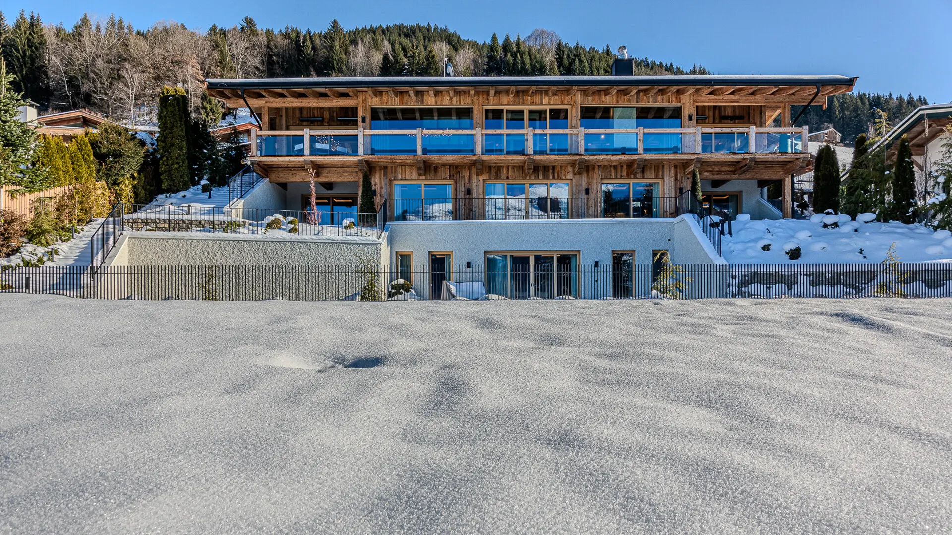 KITZIMMO-Luxusvilla in Toplage kaufen - Immobilien Aurach Kitzbühel.