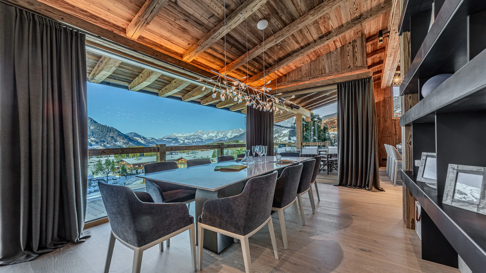 KITZIMMO-Luxusvilla in Toplage kaufen - Immobilien Aurach Kitzbühel.
