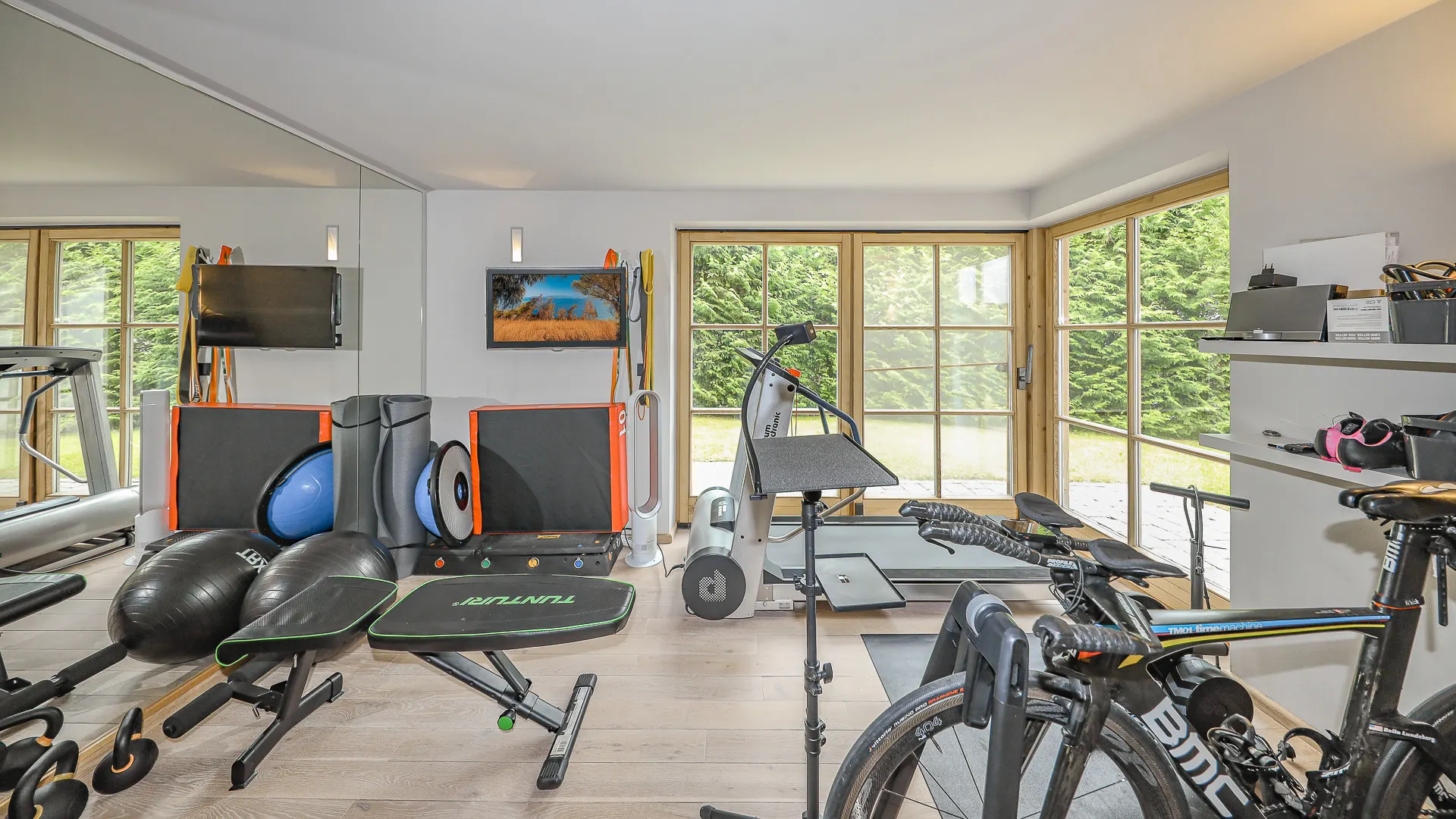 KITZIMMO-Exklusives Chalet mit Kaiserblick in Toplage kaufen - Immobilien Reith bei Kitzbühel.