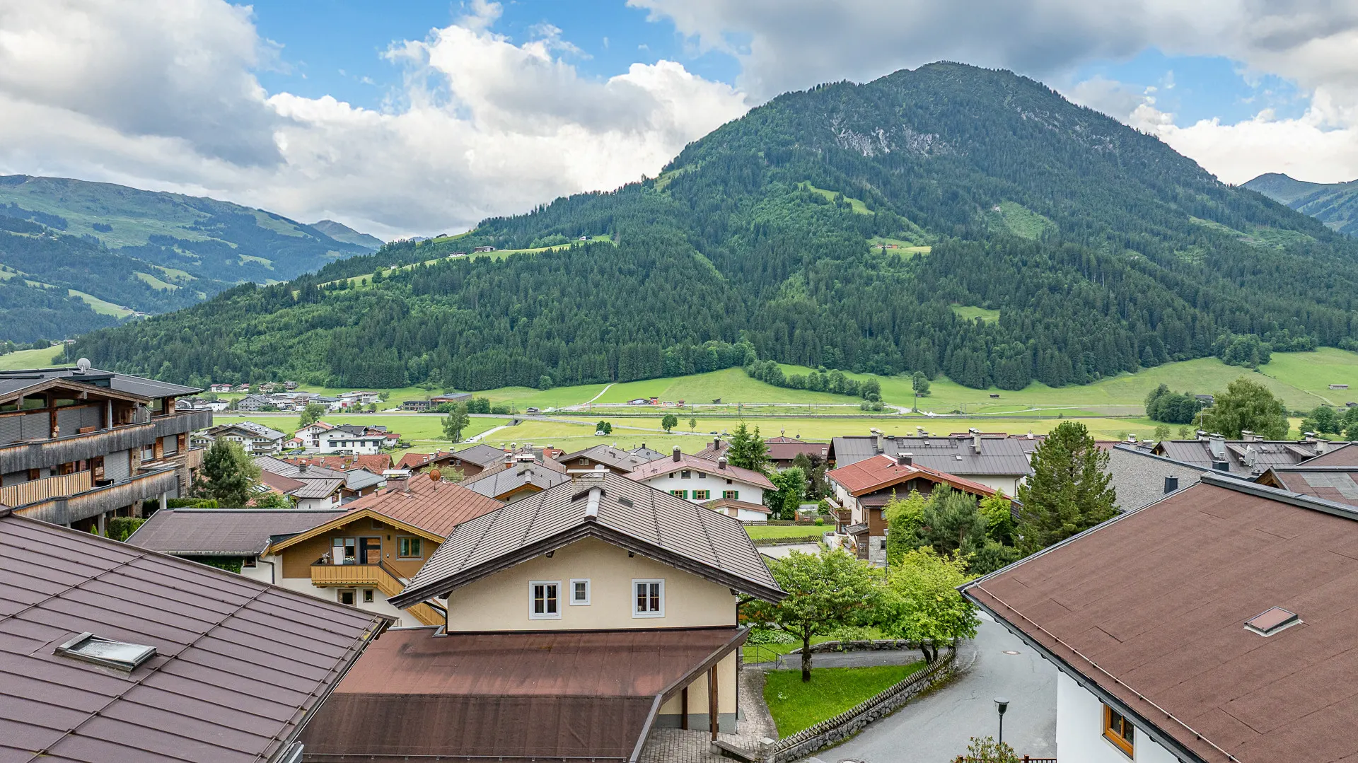 KITZIMMO-Baugrundstück mit Altbestand in sonniger Ruhelage kaufen - Immobilien Kirchberg.