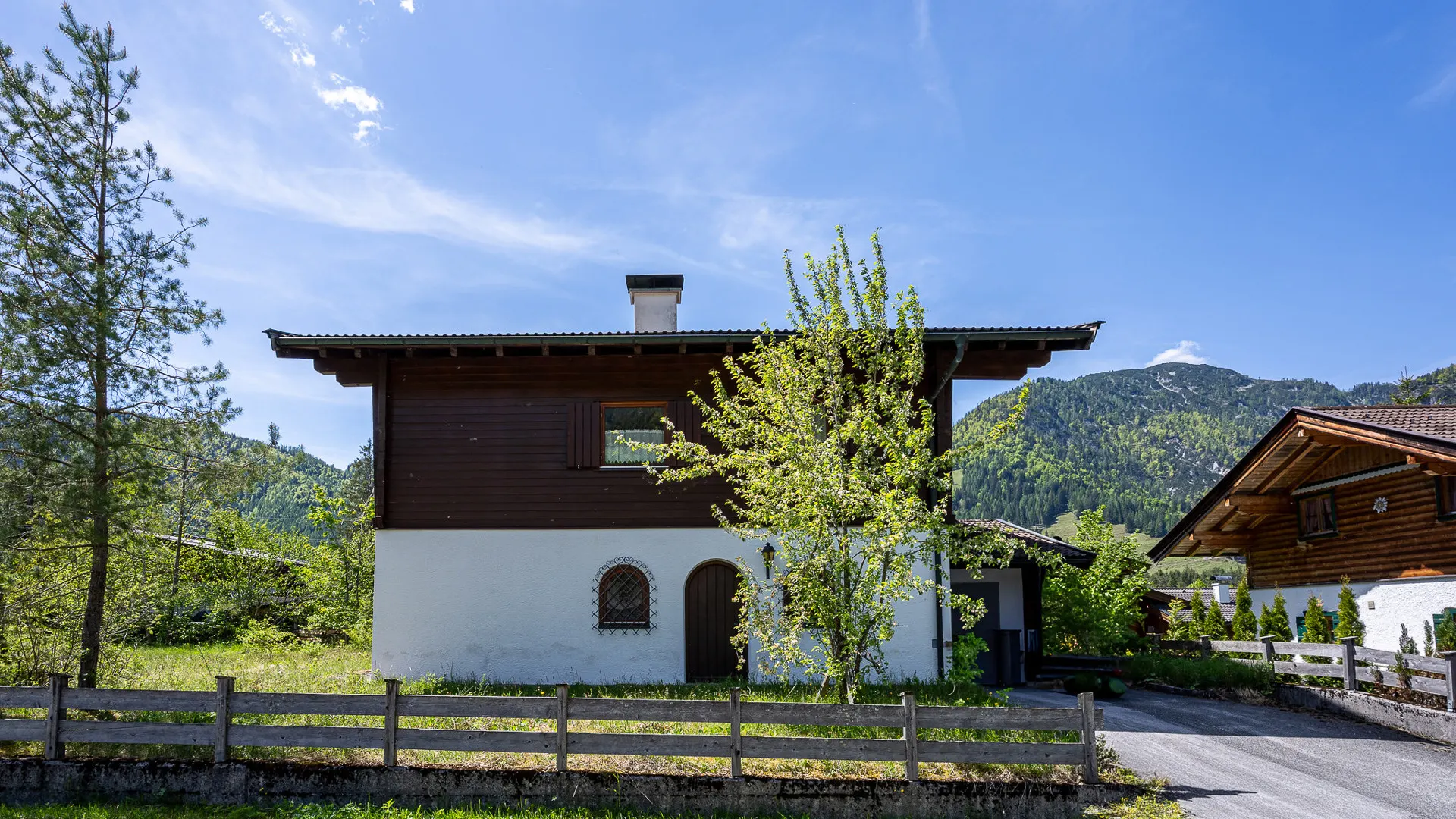 KITZIMMO-Haus mit zusätzlichem Baugrund kaufen - Immobilien St. Ulrich am Pillersee.