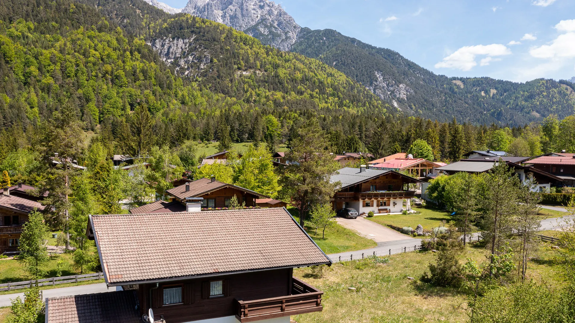 KITZIMMO-Haus mit zusätzlichem Baugrund kaufen - Immobilien St. Ulrich am Pillersee.