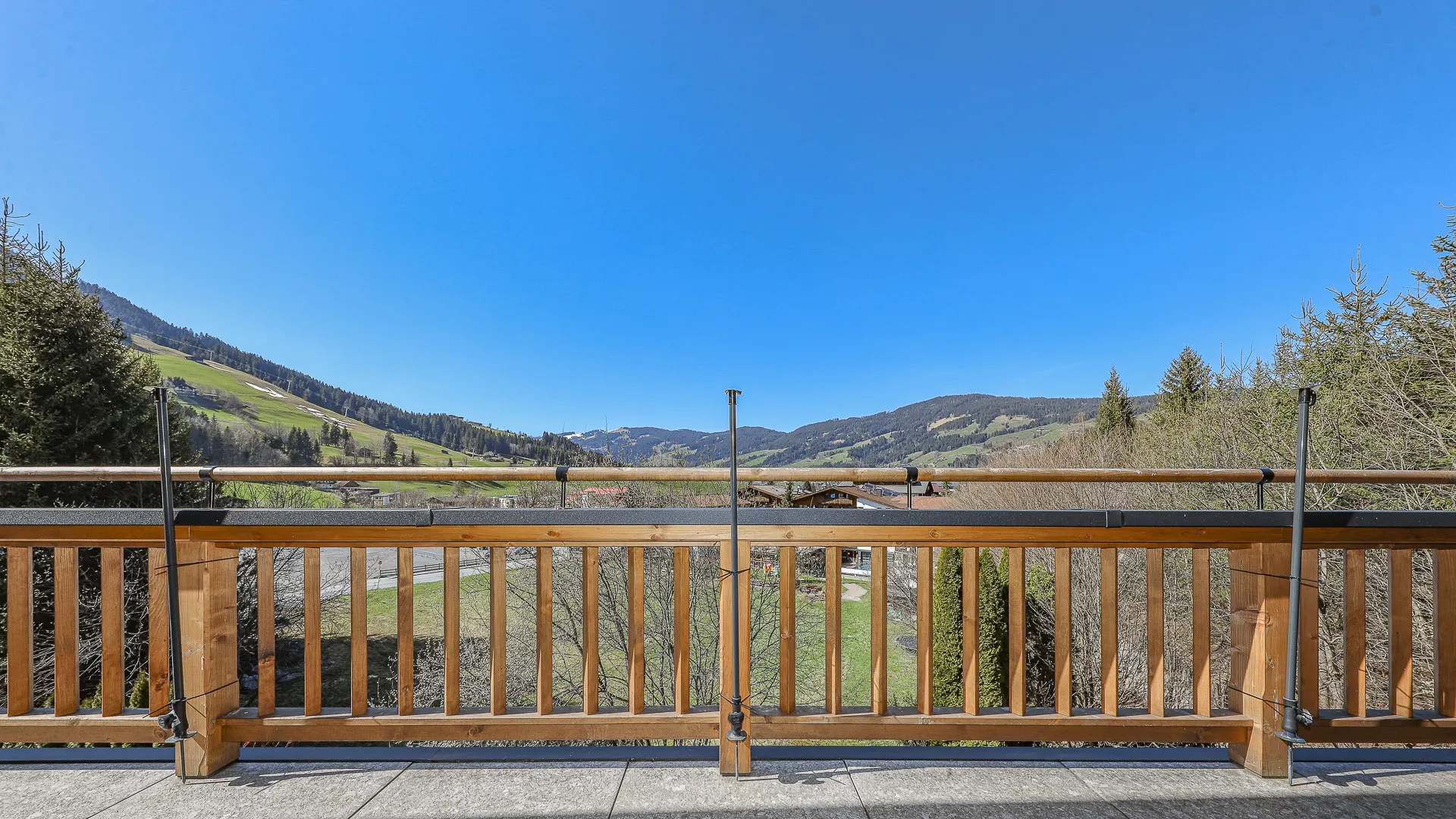 KITZIMMO-Luxus-Penthouse in sonniger Toplage kaufen - Immobilien Kirchberg.