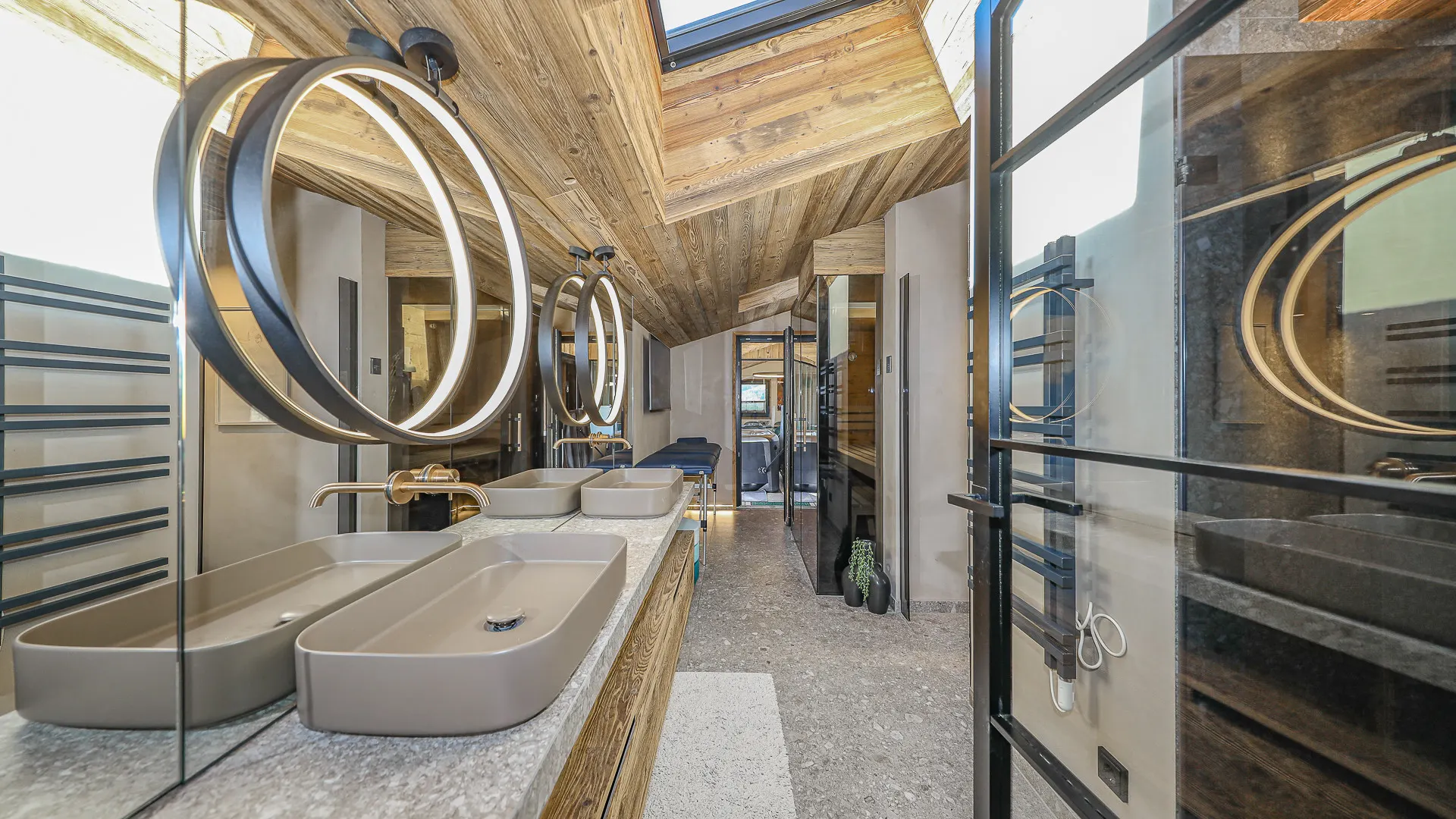 KITZIMMO-Luxus-Penthouse in sonniger Toplage kaufen - Immobilien Kirchberg.