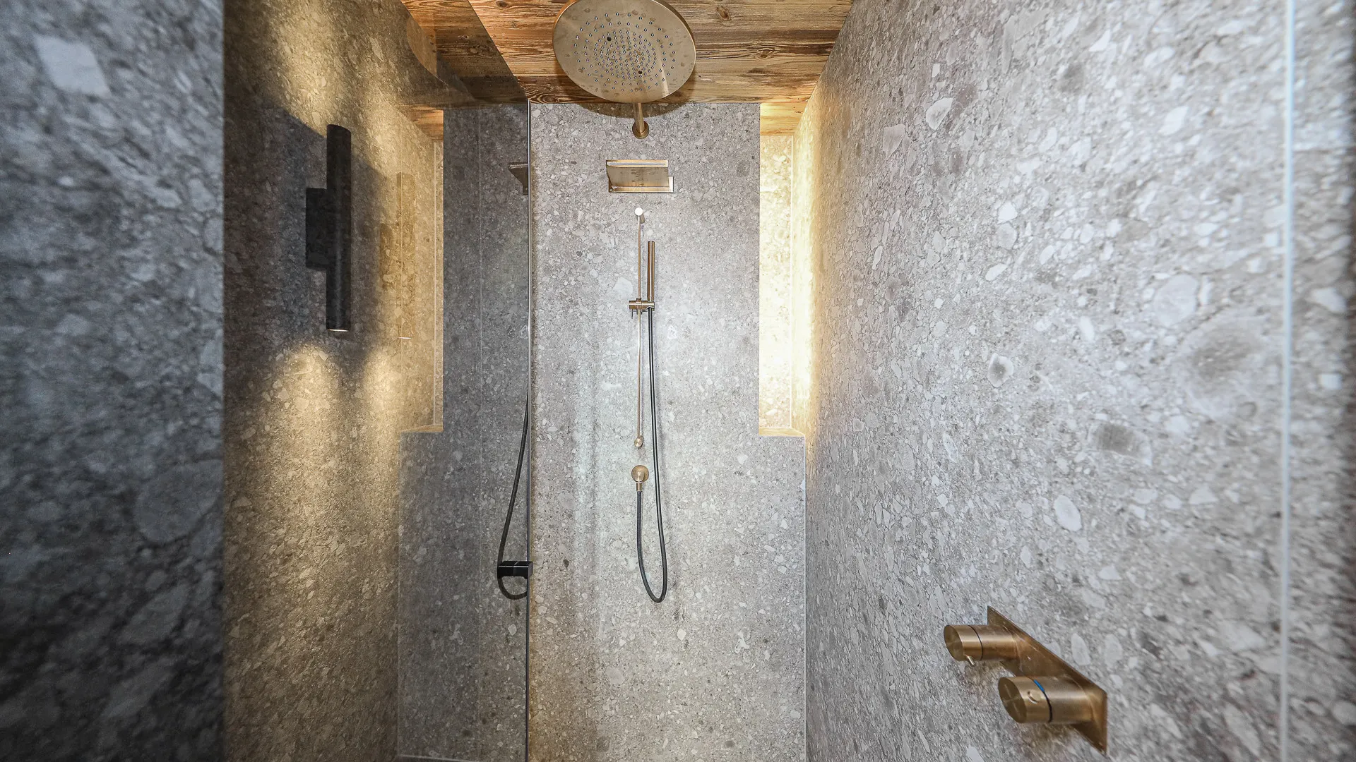 KITZIMMO-Luxus-Penthouse in sonniger Toplage kaufen - Immobilien Kirchberg.