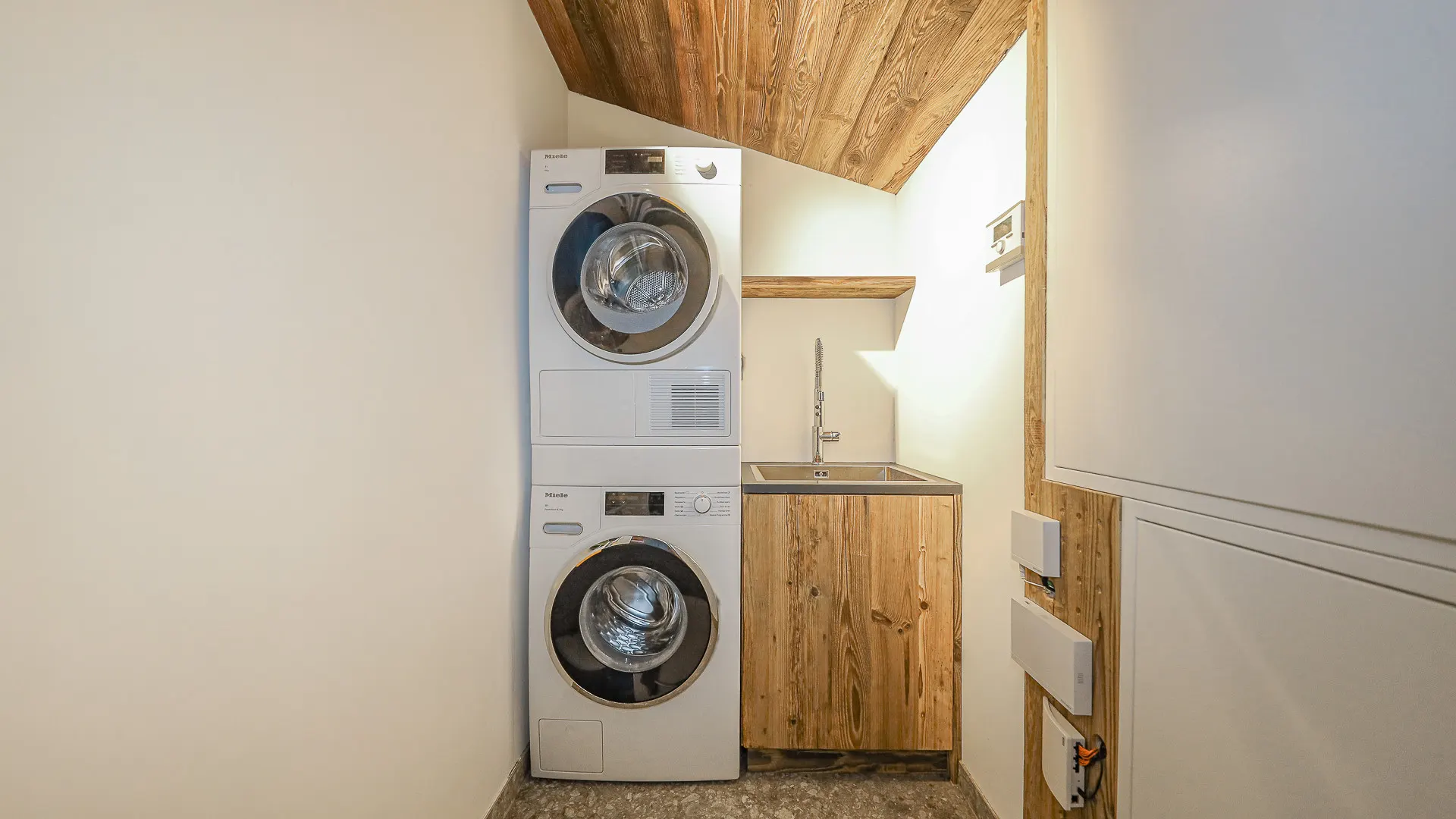 KITZIMMO-Luxus-Penthouse in sonniger Toplage kaufen - Immobilien Kirchberg.