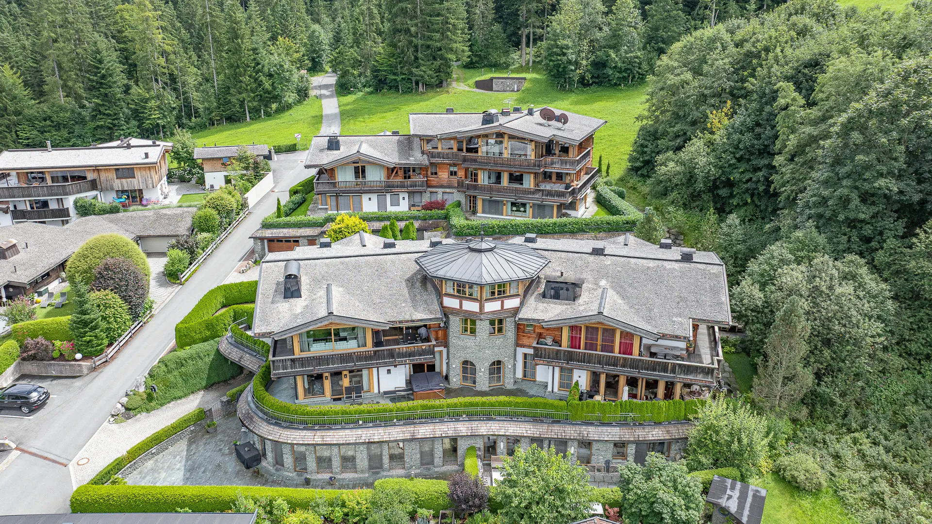 KITZIMMO-Exklusive Wohnung in luxuriöser Anlage mit Indoorpool kaufen - Immobilien Ellmau.