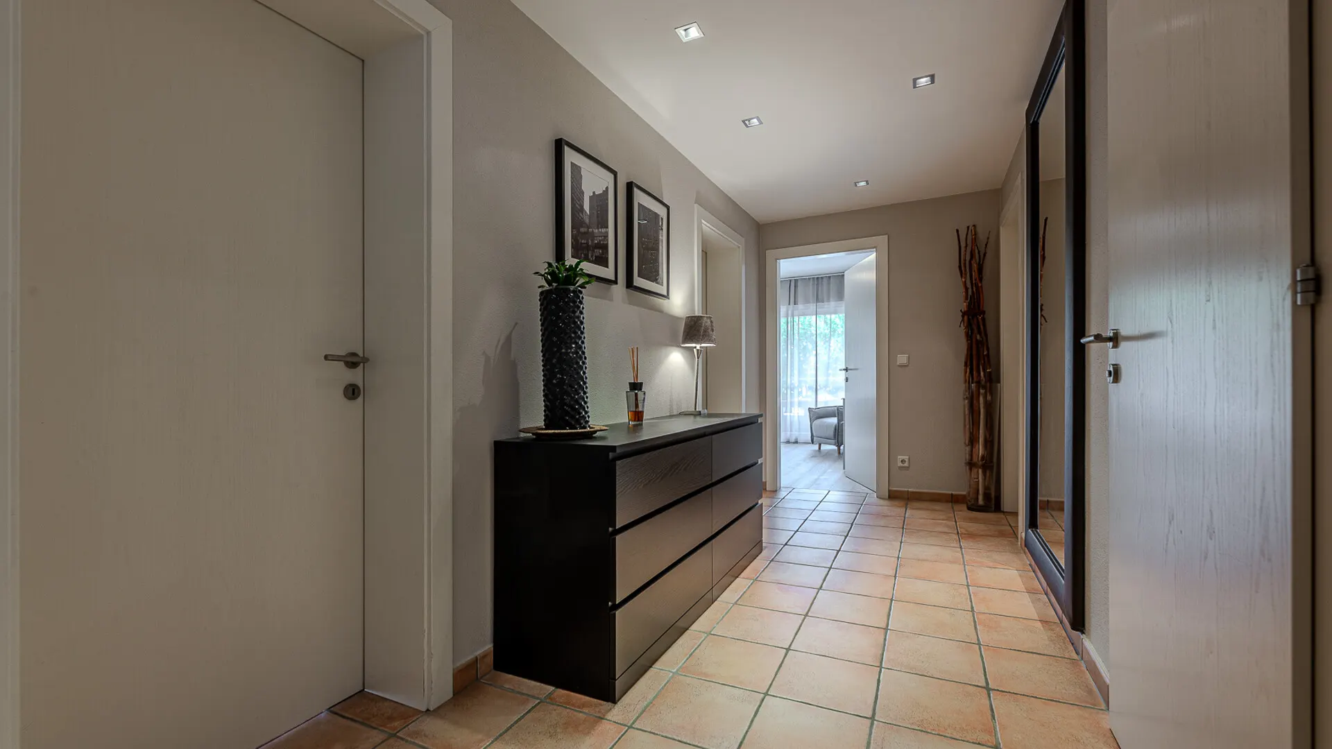 KITZIMMO-Hochwertige Haushälfte am Golfplatz kaufen - Immobilien Kitzbühel.