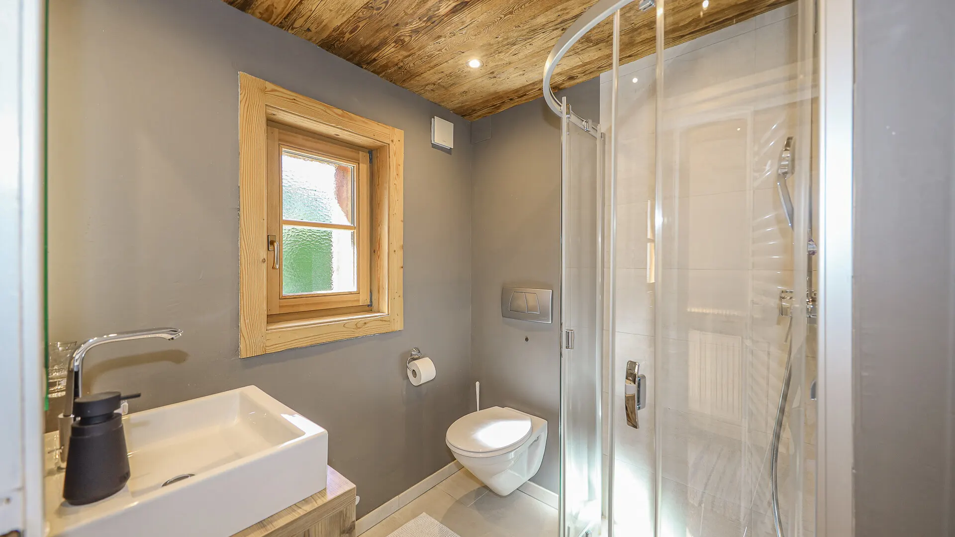 KITZIMMO-Alpenchalet in sonniger Ruhelage mit Kaiserblick - Immobilien Ellmau.