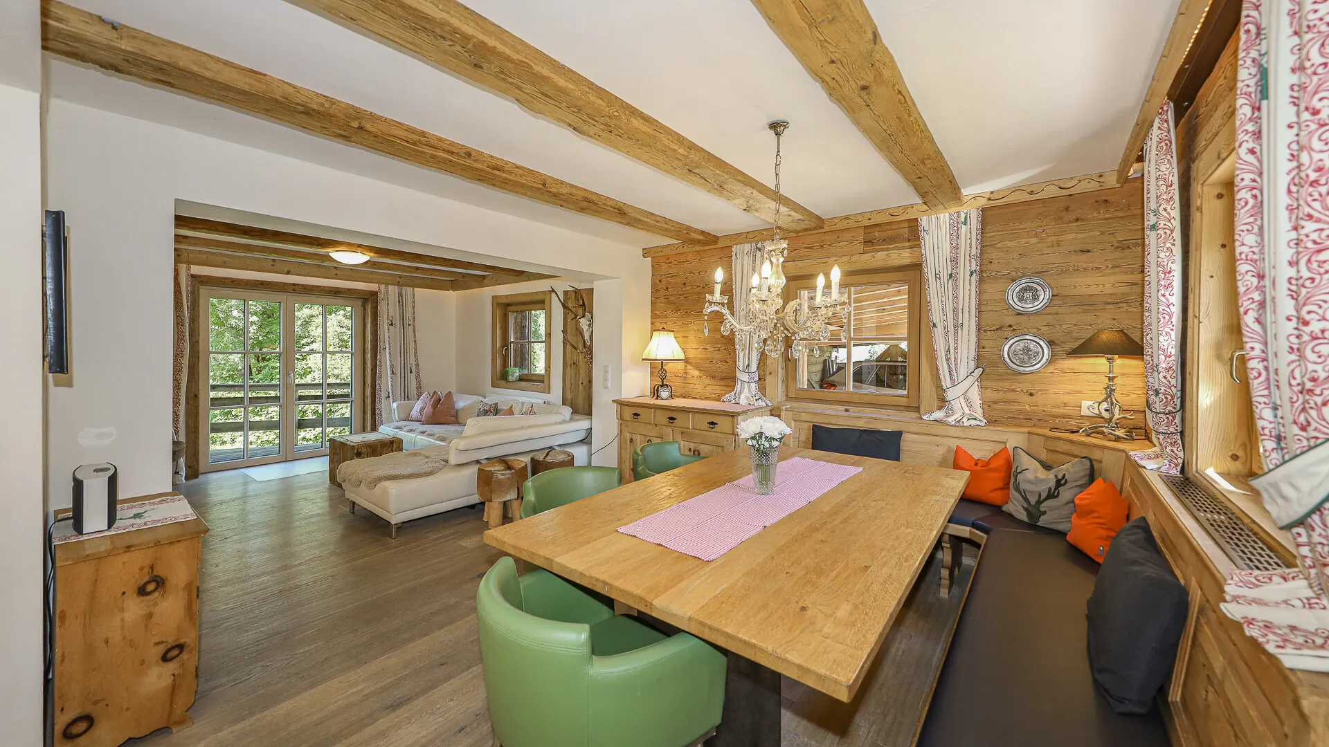 KITZIMMO-Alpenchalet in sonniger Ruhelage mit Kaiserblick - Immobilien Ellmau.