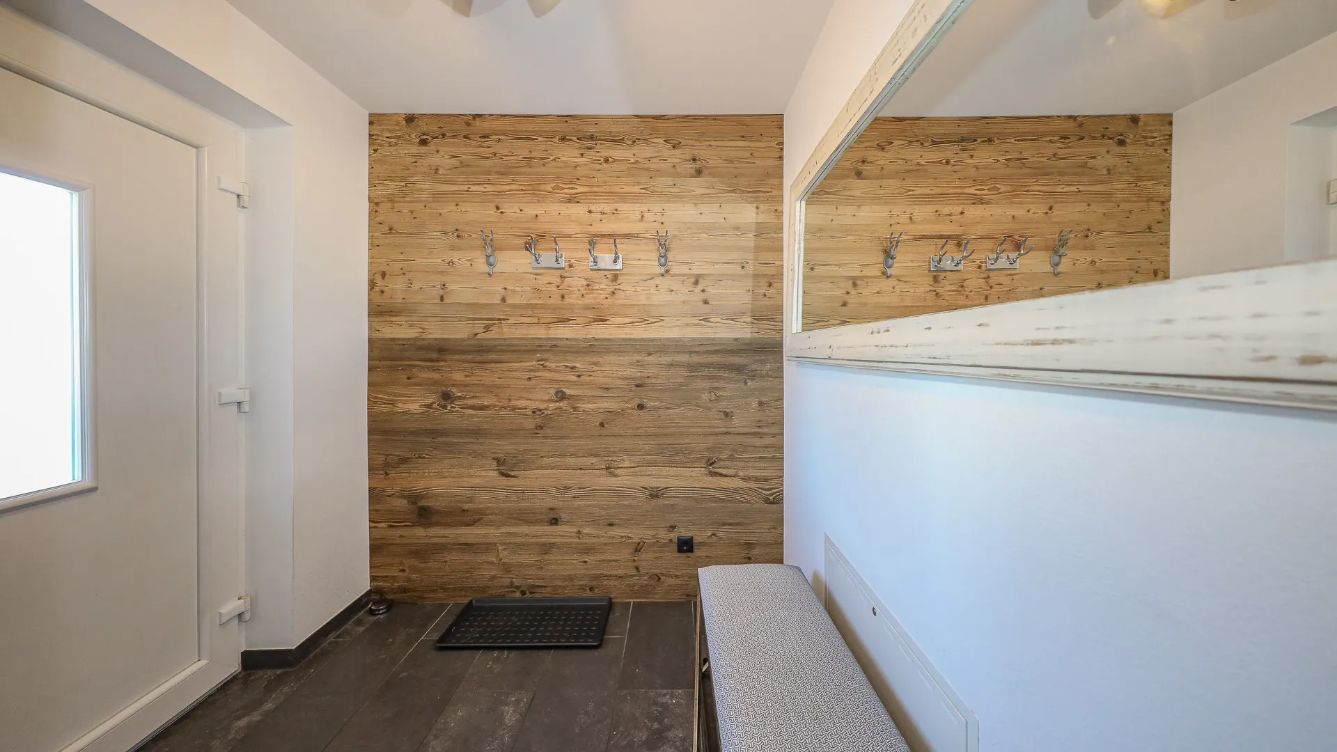 KITZIMMO-Exklusives Haus in sonniger Ruhelage kaufen - Immobilien Jochberg.