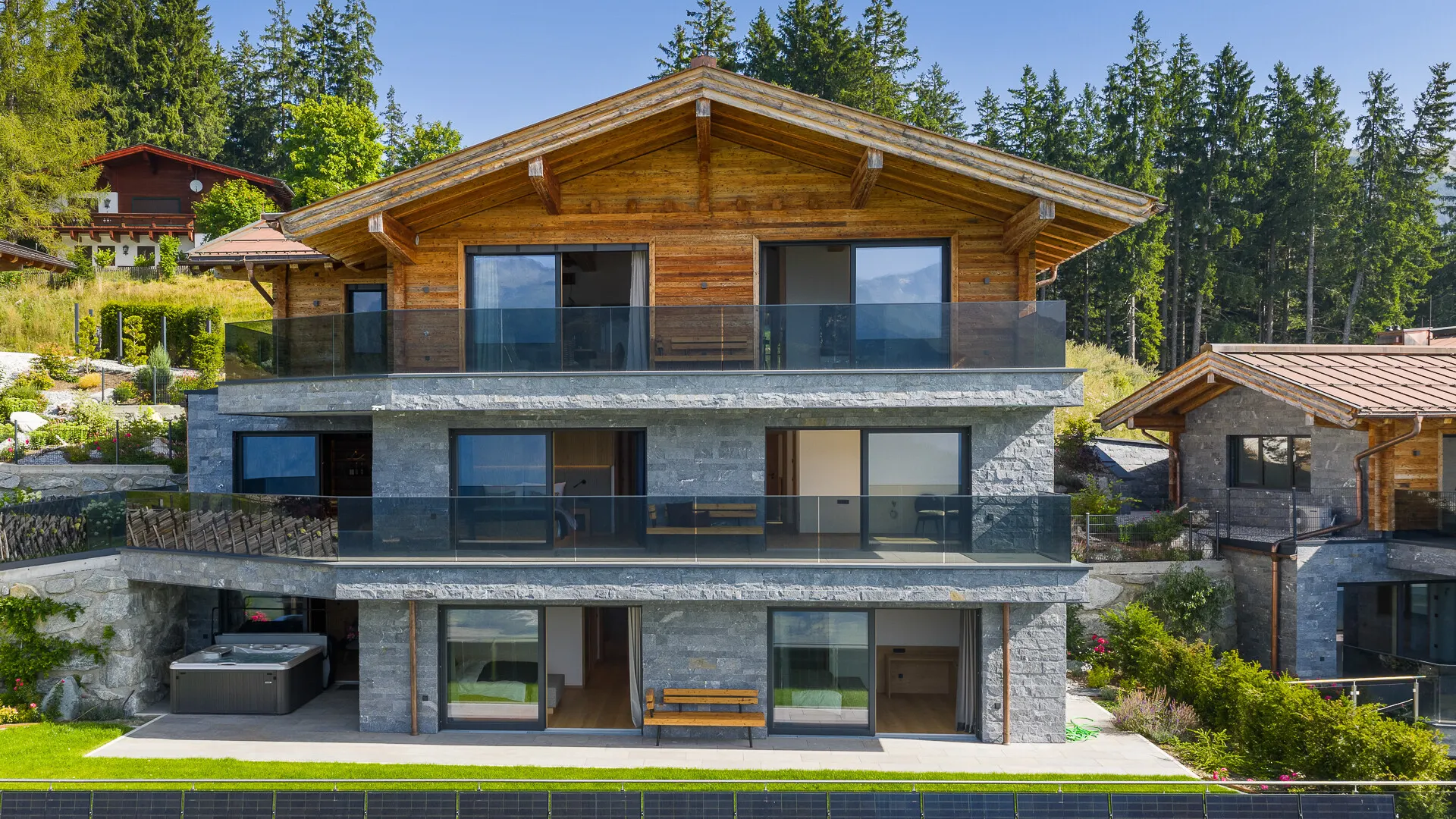 KITZIMMO-Luxusvilla mit Freizeitwohnsitz kaufen - Immobilien Kitzbühel.