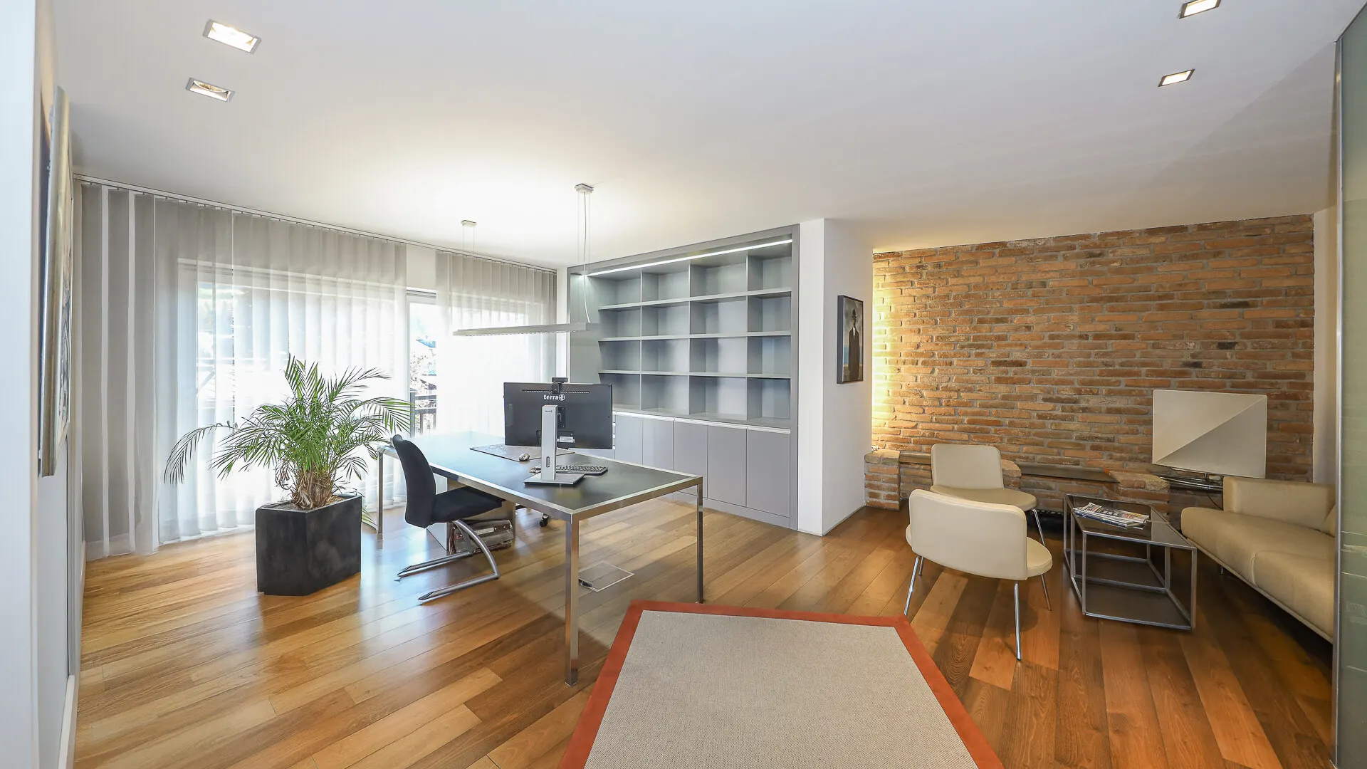 KITZIMMO-Repräsentatives Büro in Top-Zentrumslage mieten - Immobilien Kitzbühel.