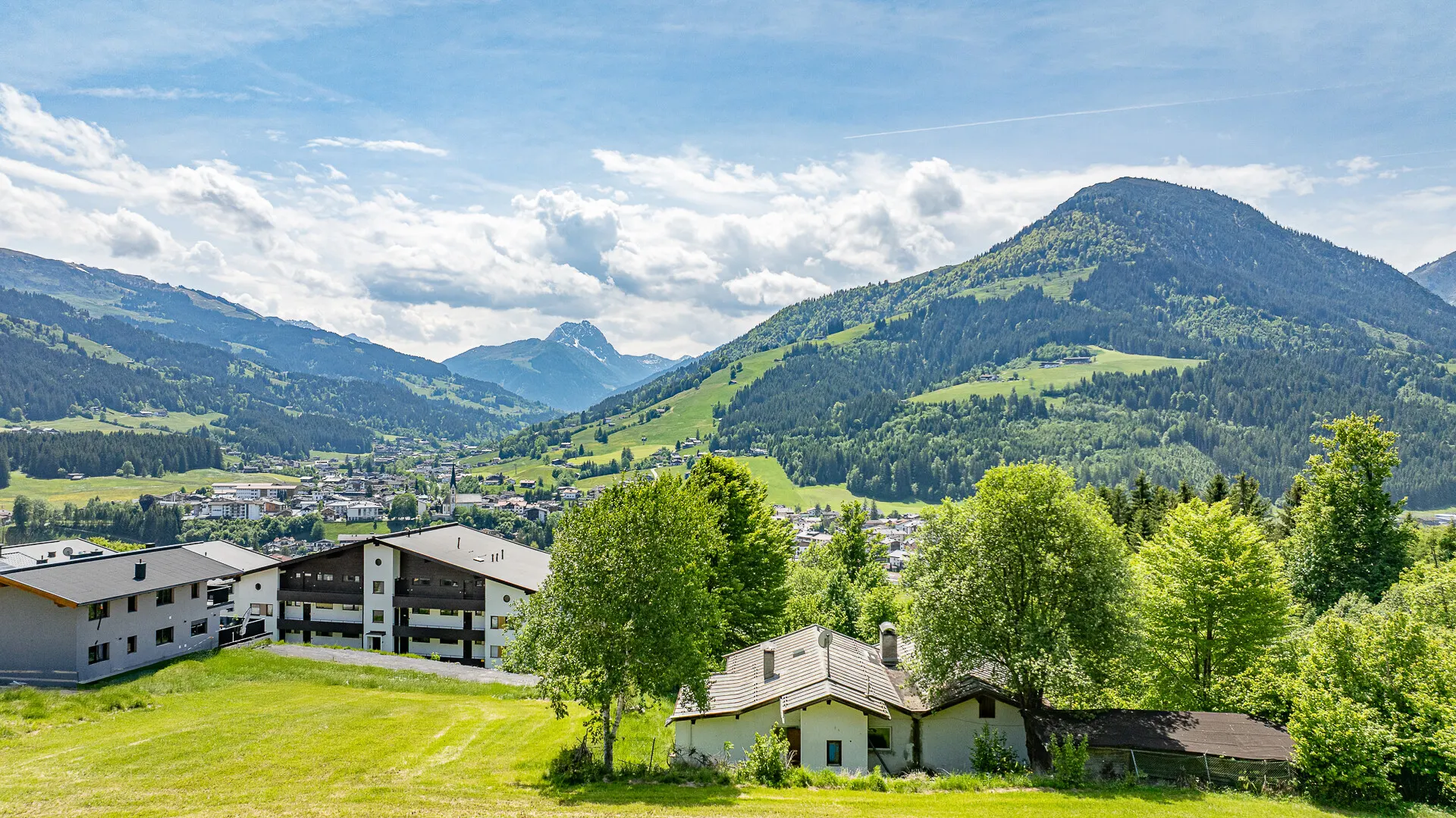 KITZIMMO-Luxuswohnungen in Top-Sonnen-Ruhelage kaufen - Immobilien Kirchberg.
