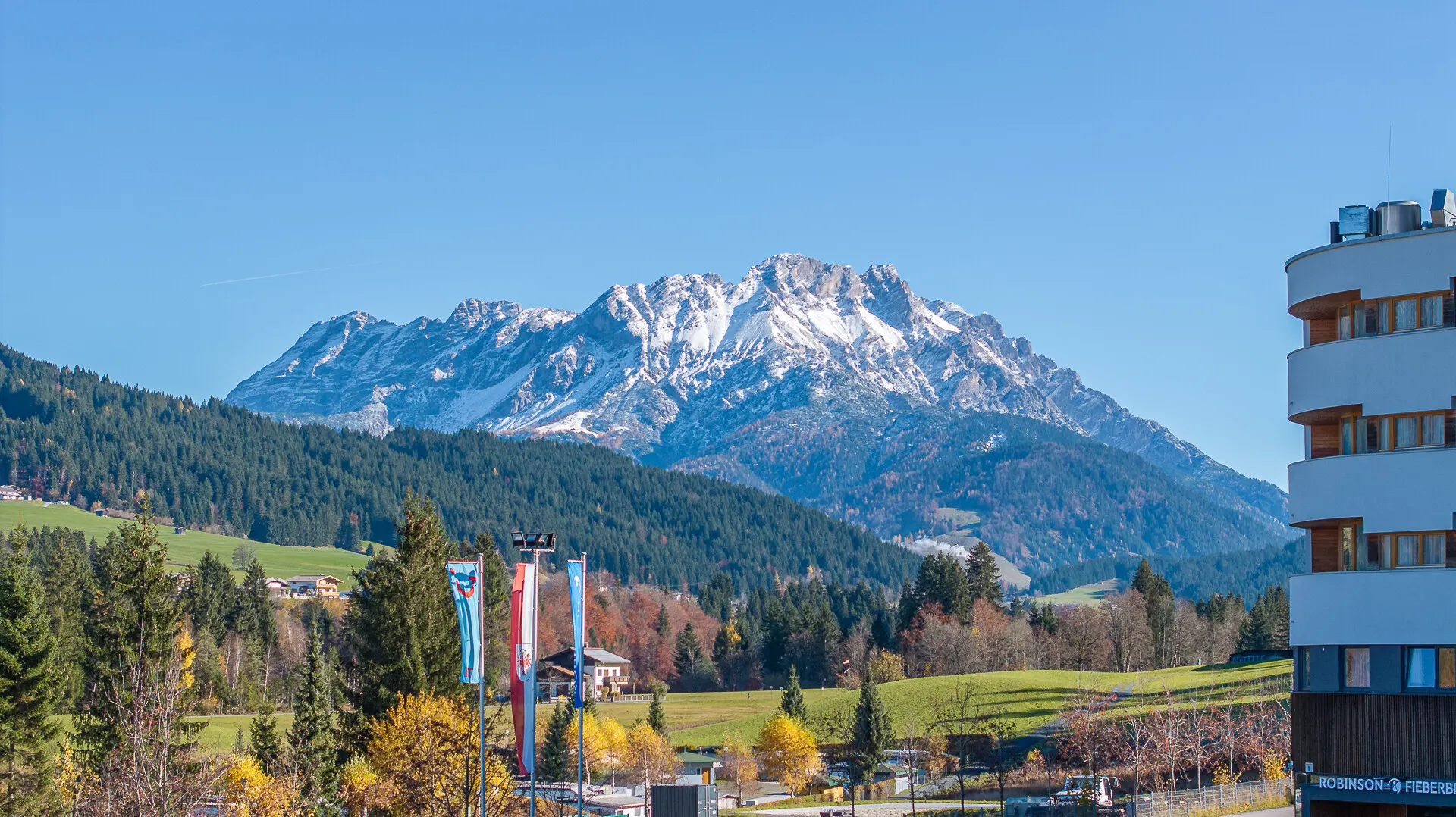 KITZIMMO-Après-Ski & Gastgewerbebetrieb in Toplage an der Skipiste Fieberbrunn kaufen.