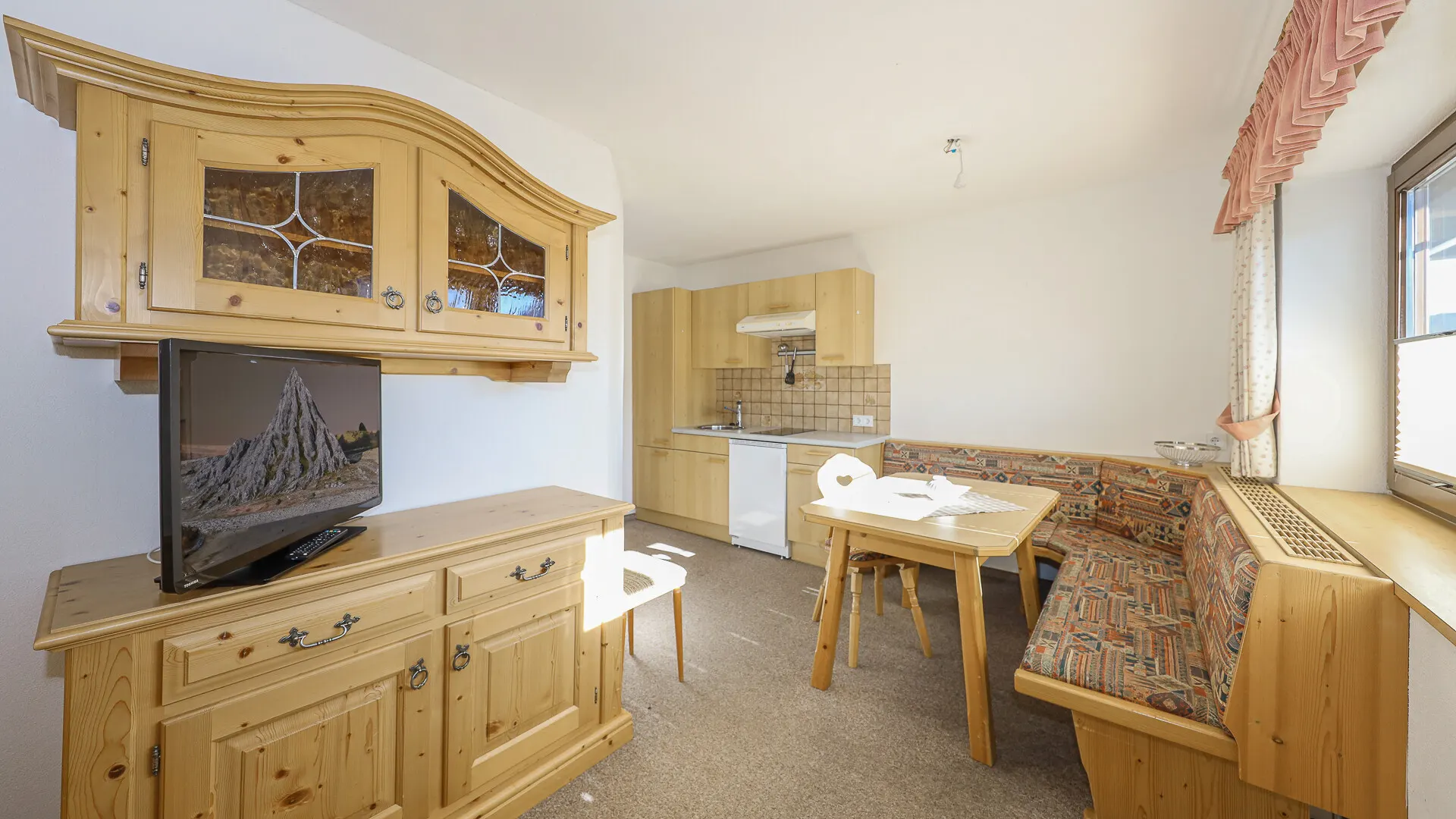 KITZIMMO-Apartmenthaus mit traumhaftem Ausblick kaufen - Immobilien Fieberbrunn.