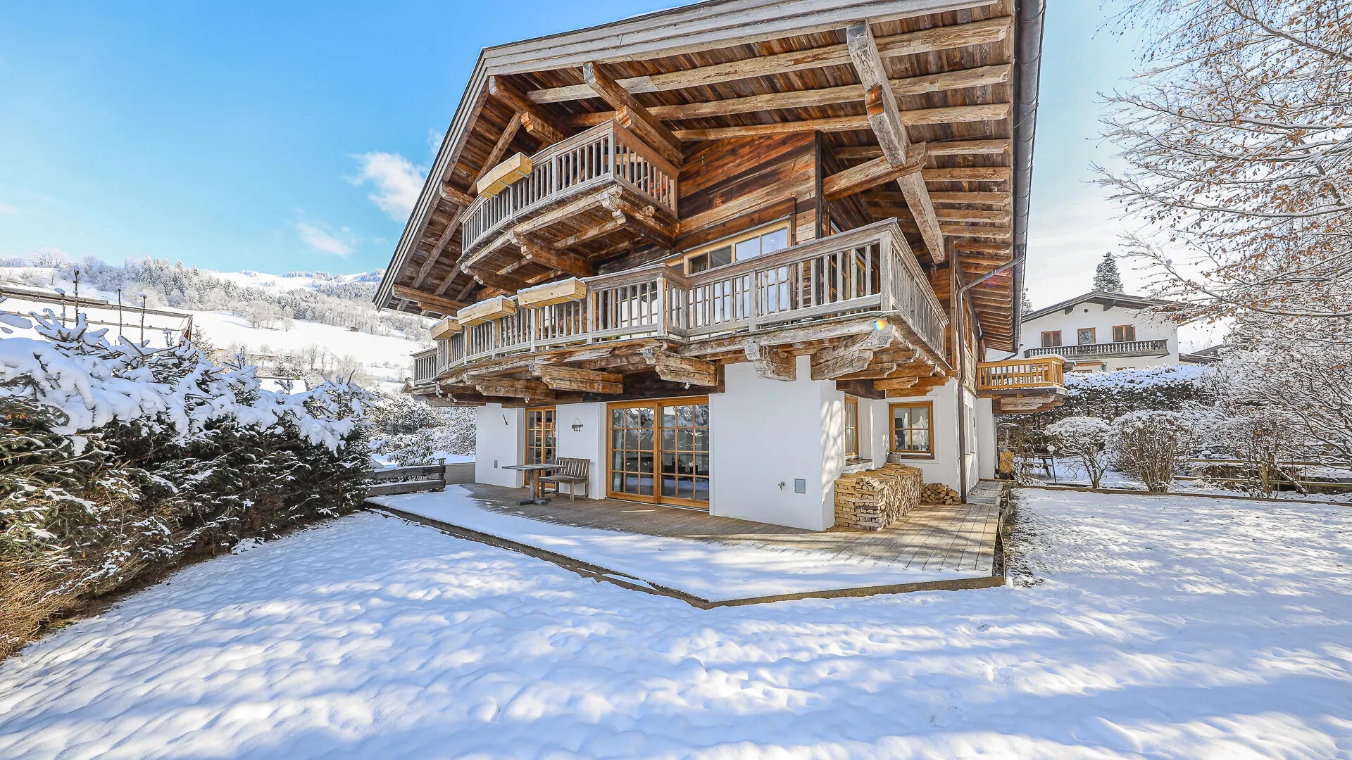 KITZIMMO-Exklusive Gartenwohnung in Top-Ruhelage auf der Bichlalm - Immobilien Kitzbühel.