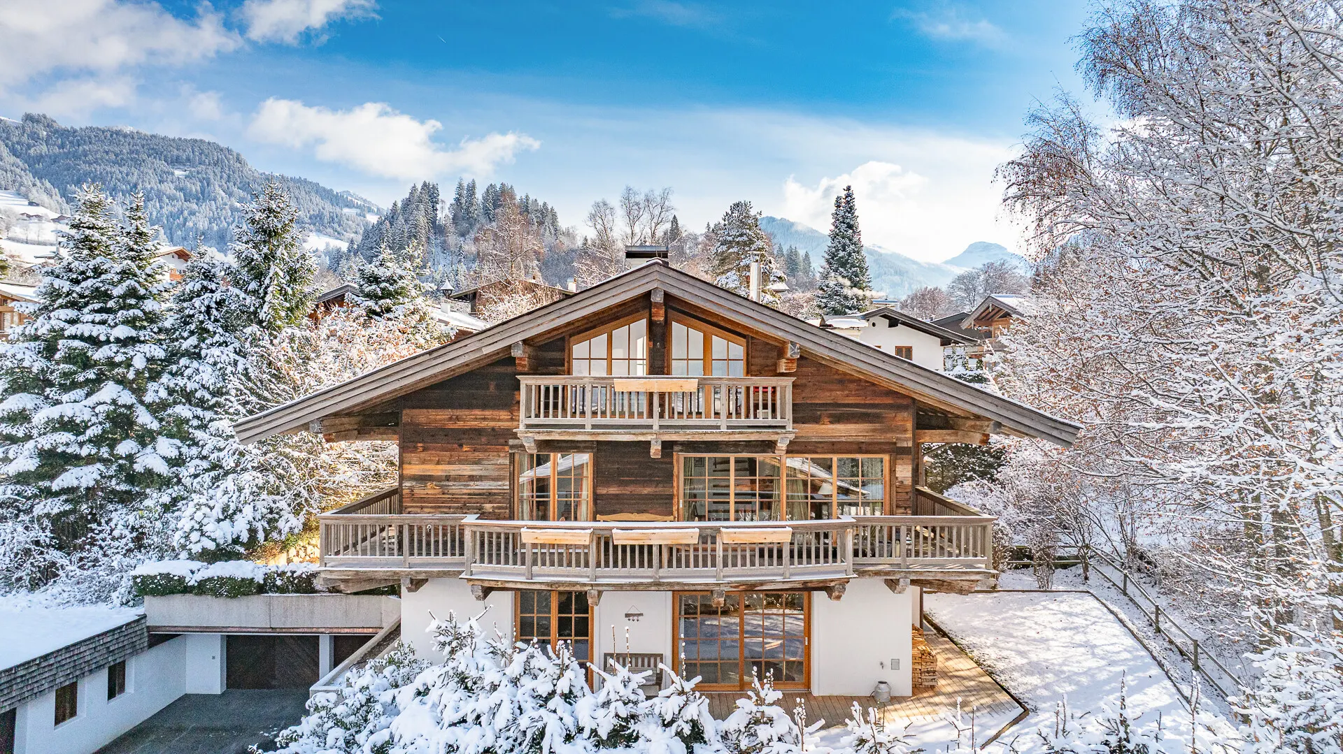 KITZIMMO-Exklusive Gartenwohnung in Top-Ruhelage auf der Bichlalm - Immobilien Kitzbühel.