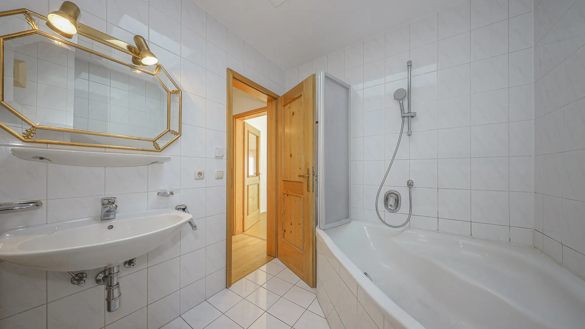 KITZIMMO-Dachgeschosswohnung am Fuße des Hahnenkamm mieten - Immobilien Kitzbühel.