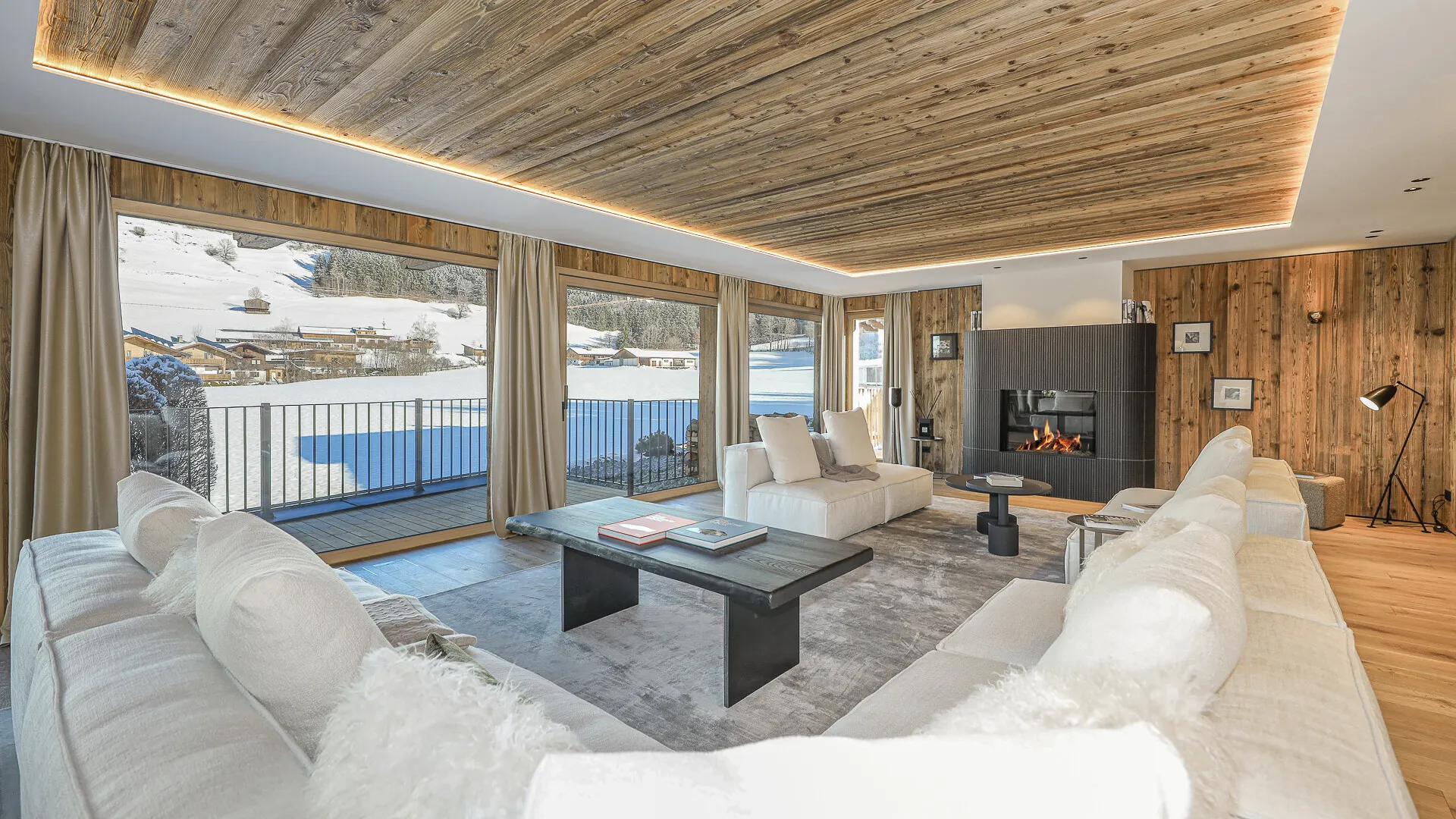 KITZIMMO-Luxuswohnung in Toplage auf der Bichlalm kaufen - Immobilien Kitzbühel.