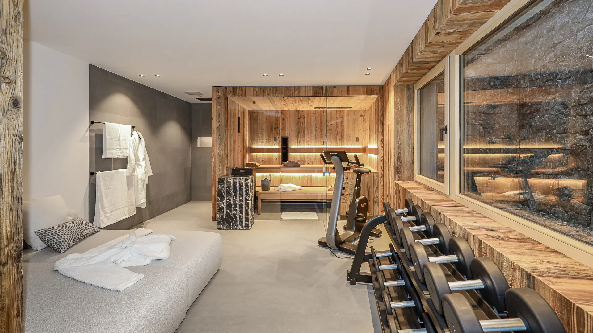 KITZIMMO-Luxuswohnung in Toplage auf der Bichlalm kaufen - Immobilien Kitzbühel.