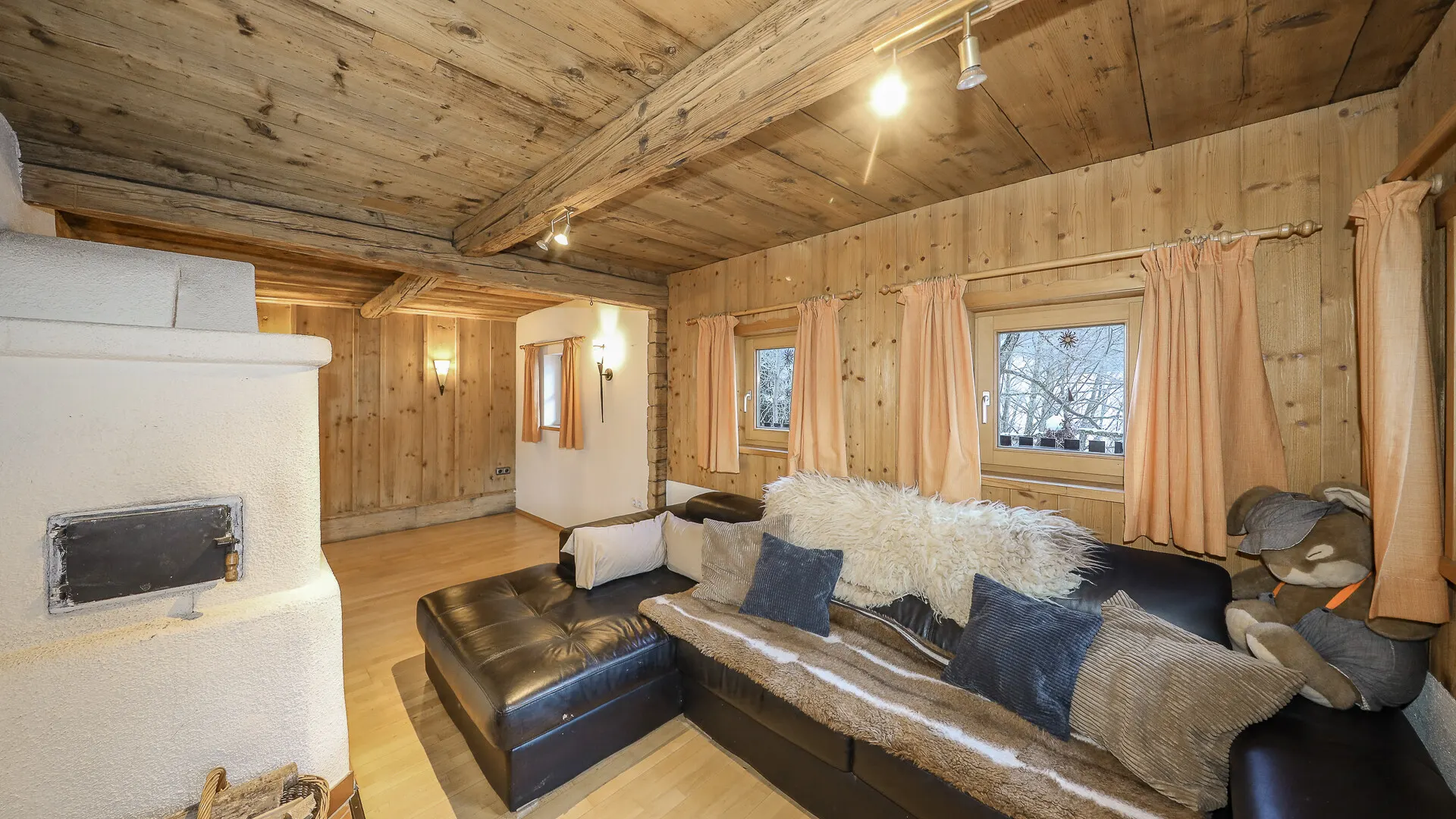 KITZIMMO-Historischen Anwesen mit 3.800 m² Grund in Ruhelage - Immobilien Jochberg.