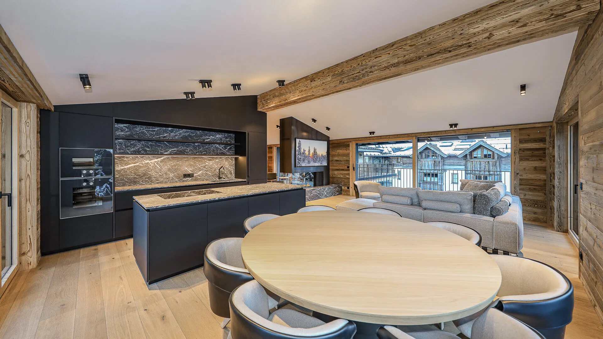 KITZIMMO-Exklusives Penthouse in zentraler Toplage kaufen - Immobilien Kitzbühel.