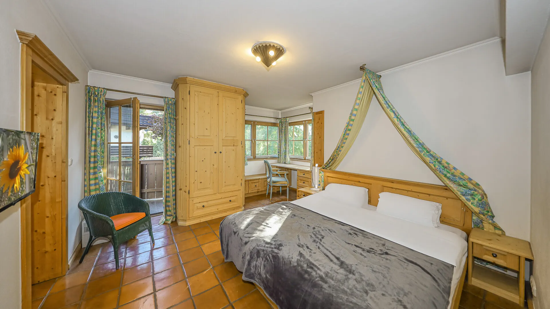 KITZIMMO-Freizeitwohnsitz in zentraler Top-Grünruhelage kaufen - Immobilien Kitzbühel.