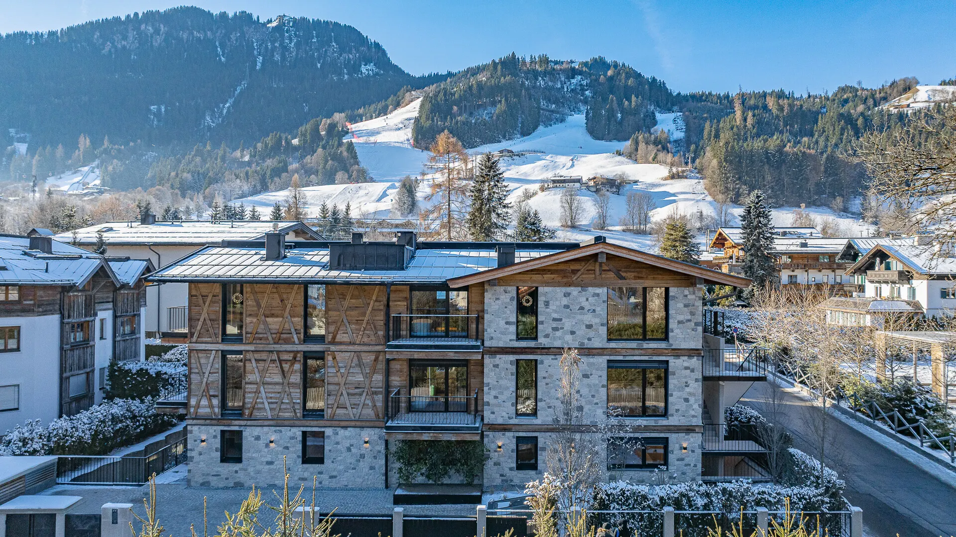 KITZIMMO-Exklusive Erdgeschossmaisonette in zentraler Toplage kaufen - Immobilien Kitzbühel.