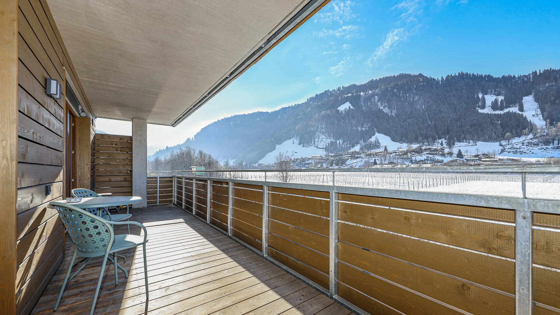 KITZIMMO-exklusive Neubauwohnung mit Hahnenkammblick - Immobilien Kitzbühel.-8