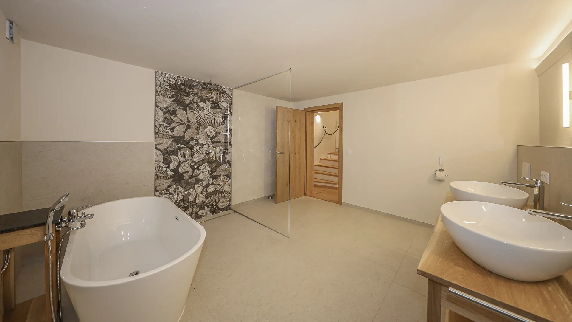 KITZIMMO-Exklusive Gartenwohnung in sonniger Ruhelage mieten - Immobilien Oberndorf.