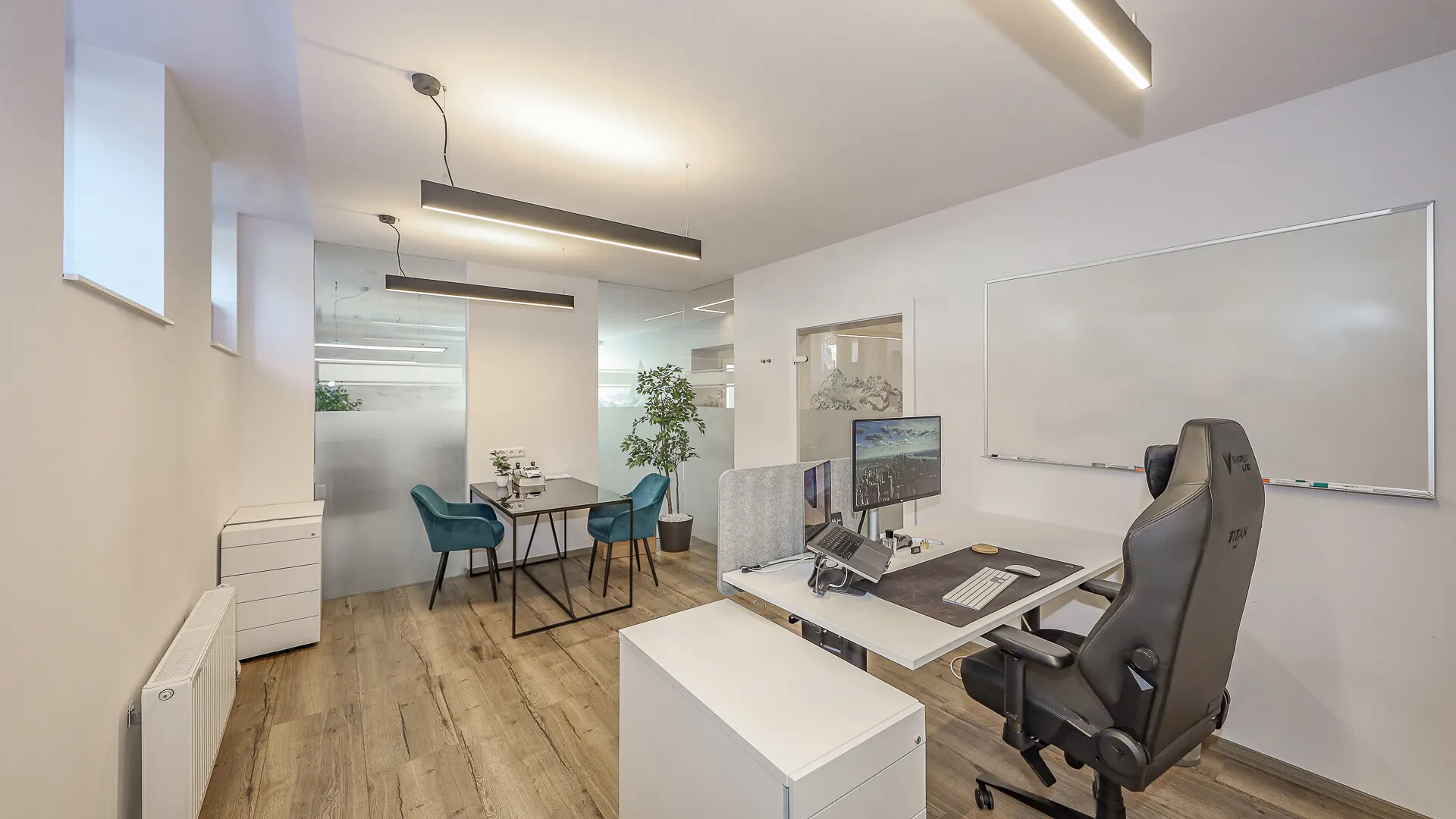 KITZIMMO-Büro Praxis in frequentierter Lage mieten - Immobilien Kitzbühel.