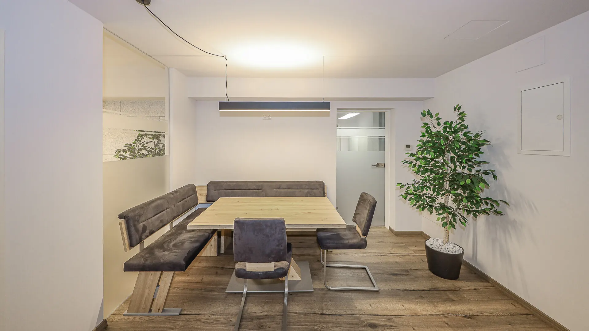 KITZIMMO-Büro Praxis in frequentierter Lage mieten - Immobilien Kitzbühel.