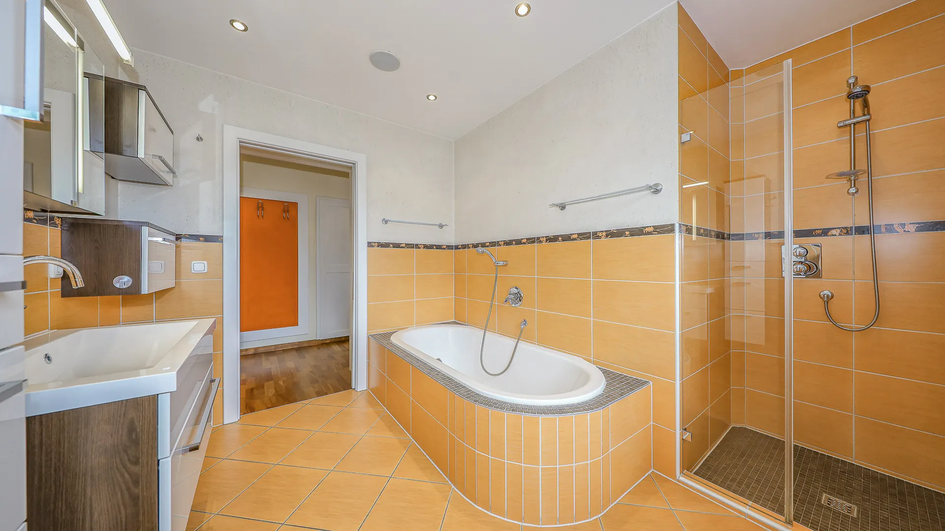 KITZIMMO-Hochwertige Wohnung in zentraler Ruhelage kaufen - Immobilien Kitzbühel.