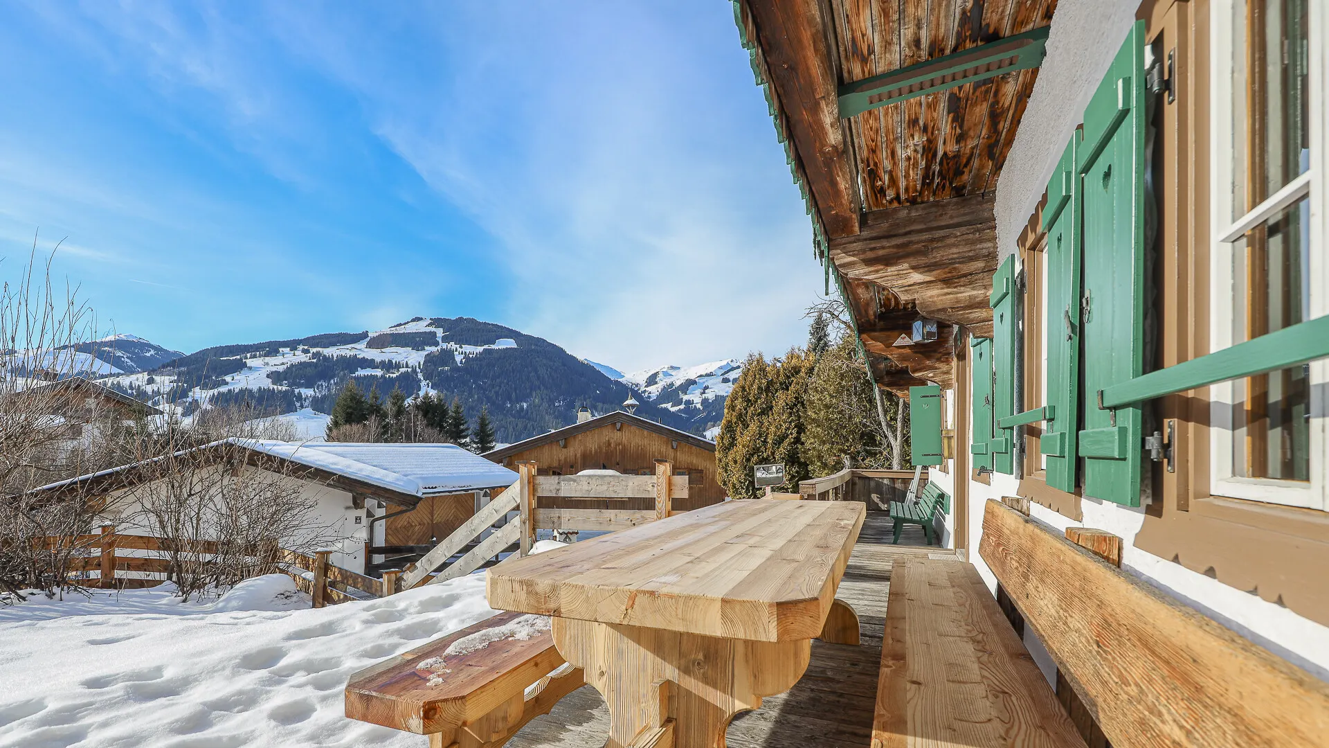 KITZIMMO-Exklusives Bauernhaus mit Freizeitwohnsitz kaufen - Immobilien Jochberg.