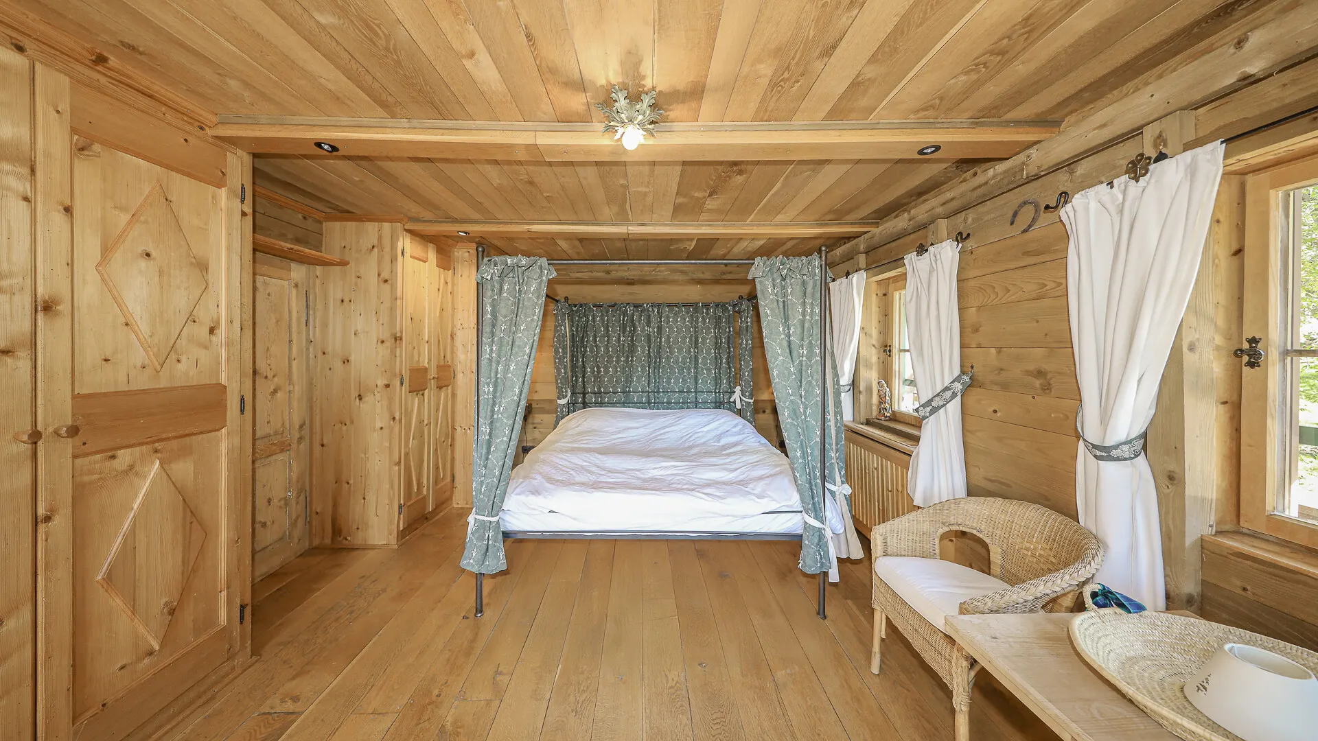 KITZIMMO-Exklusives Bauernhaus mit Freizeitwohnsitz kaufen - Immobilien Jochberg.