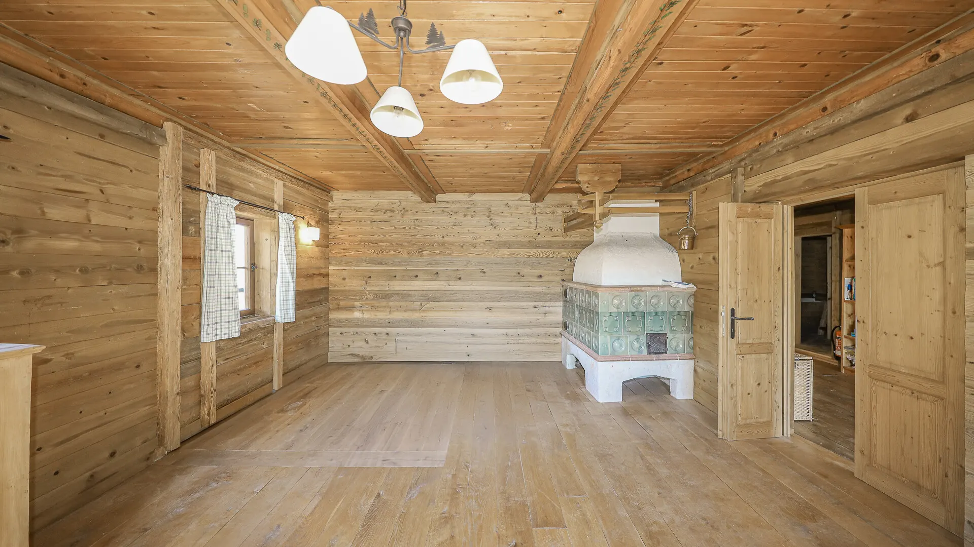 KITZIMMO-Exklusives Bauernhaus mit Freizeitwohnsitz kaufen - Immobilien Jochberg.