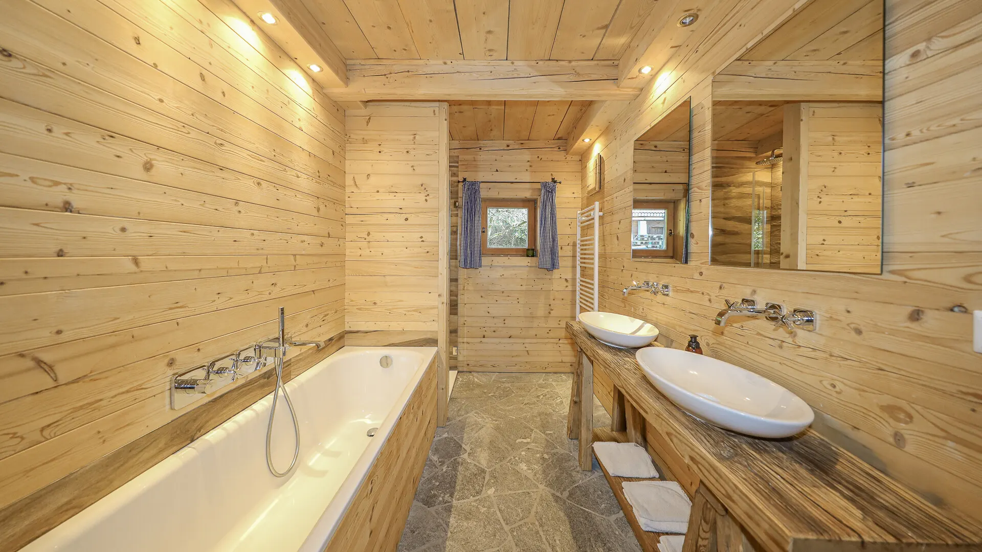 KITZIMMO-Exklusives Bauernhaus mit Freizeitwohnsitz kaufen - Immobilien Jochberg.