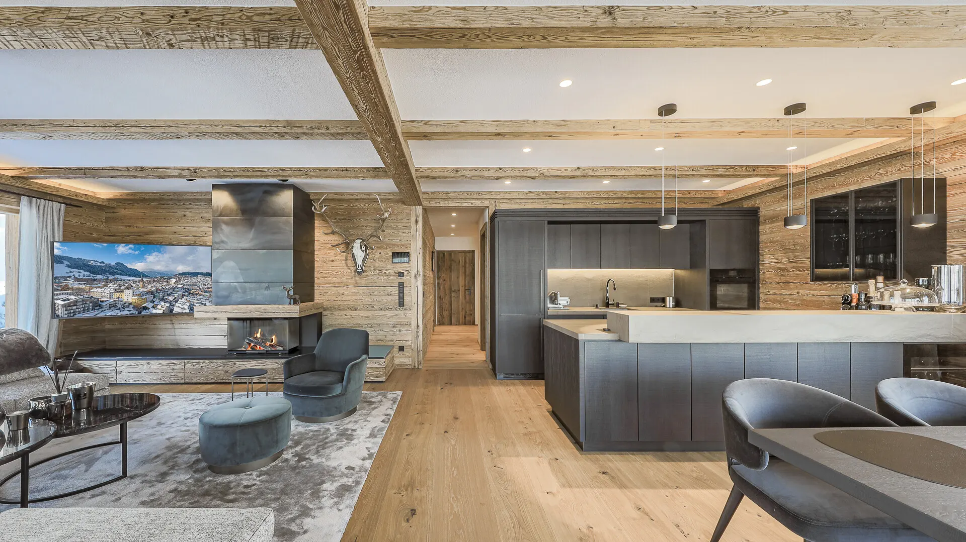 KITZIMMO-Luxuswohnung mit Pool in Toplage kaufen - Immobilie Jochberg.