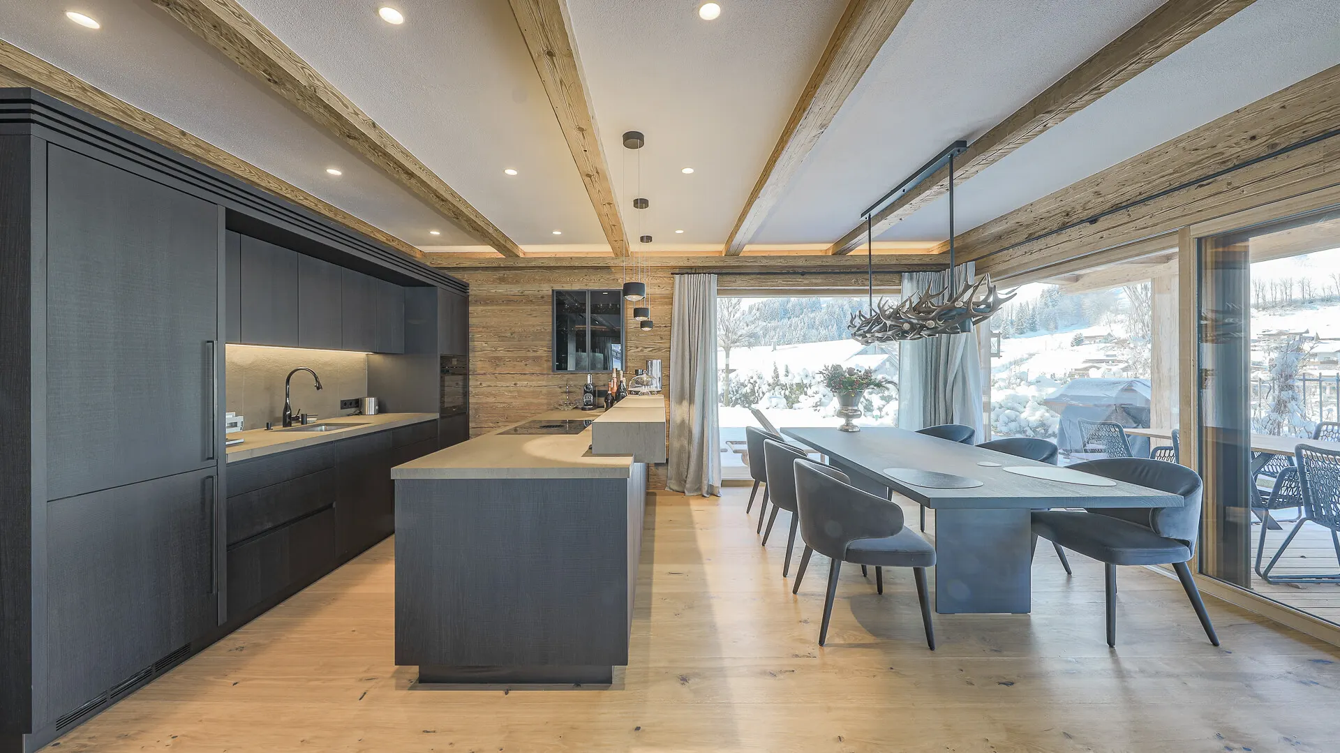 KITZIMMO-Luxuswohnung mit Pool in Toplage kaufen - Immobilie Jochberg.