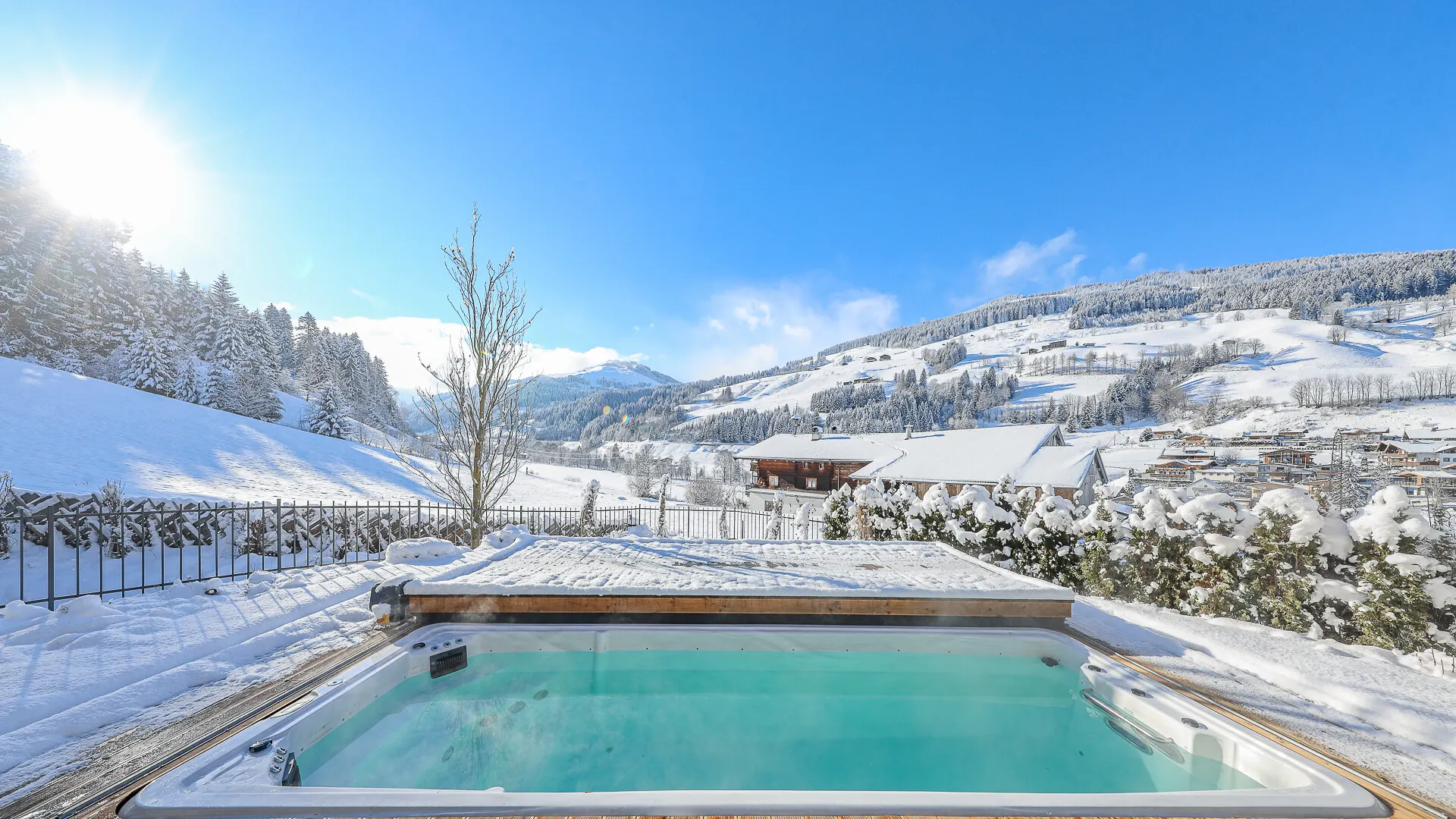 KITZIMMO-Luxuswohnung mit Pool in Toplage kaufen - Immobilie Jochberg.