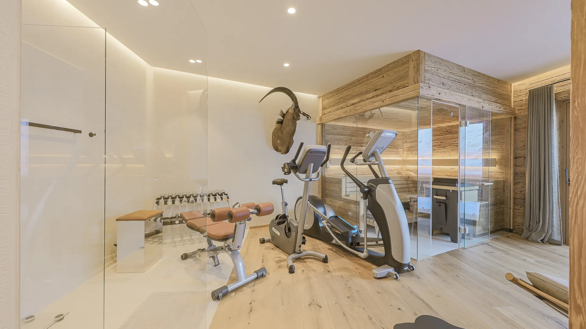 KITZIMMO-Luxuswohnung mit Pool in Toplage kaufen - Immobilie Jochberg.