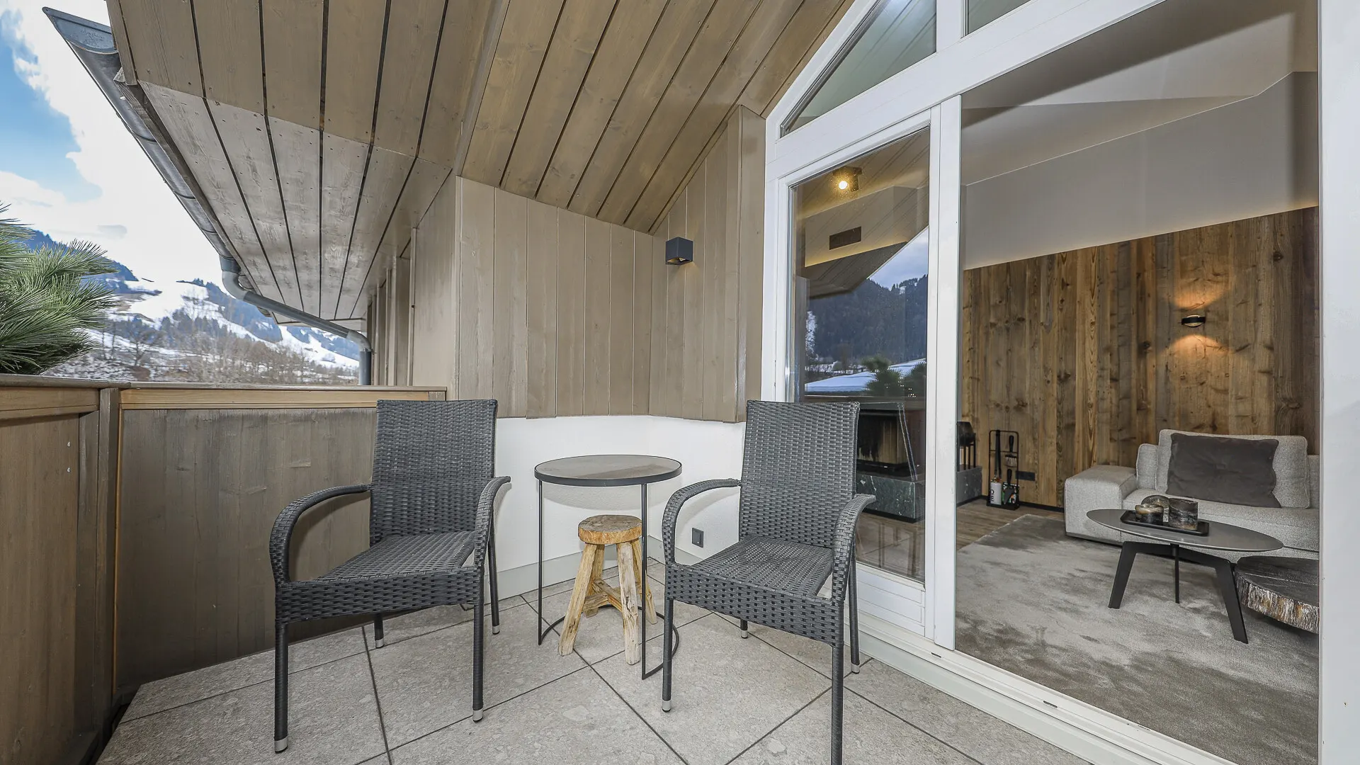 KITZIMMO-Luxus-Penthouse mit Steif-Blick in sonniger Ruhelage - Immobilien Kitzbühel.