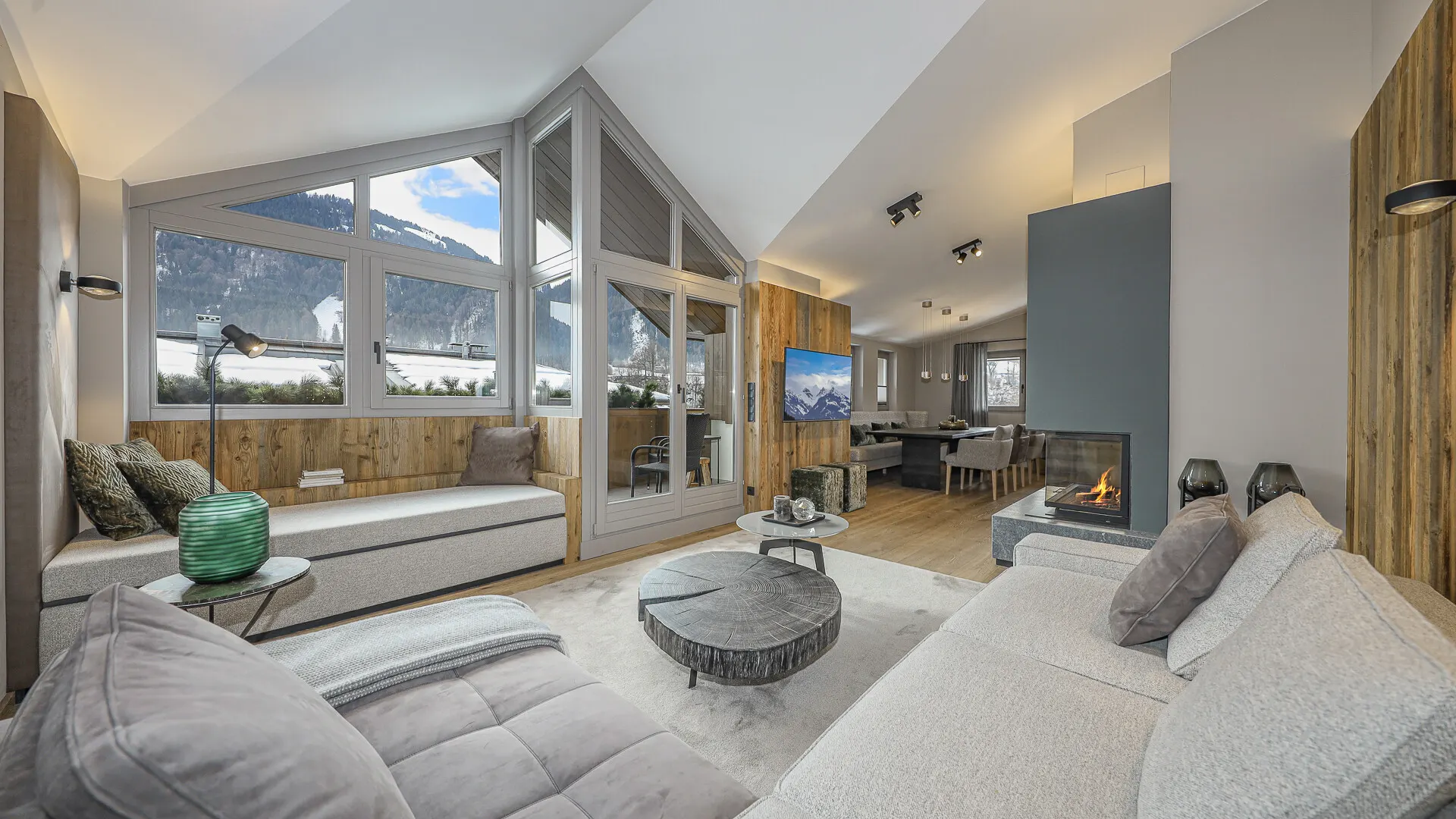 KITZIMMO-Luxus-Penthouse mit Steif-Blick in sonniger Ruhelage - Immobilien Kitzbühel.