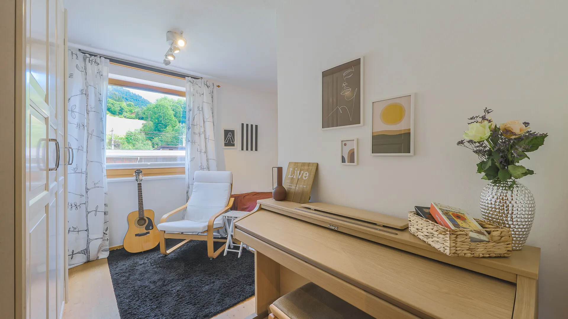 KITZIMMO-Großzügige Wohnung in zentrumsnaher Ruhelage kaufen - Immobilien Kitzbühel.