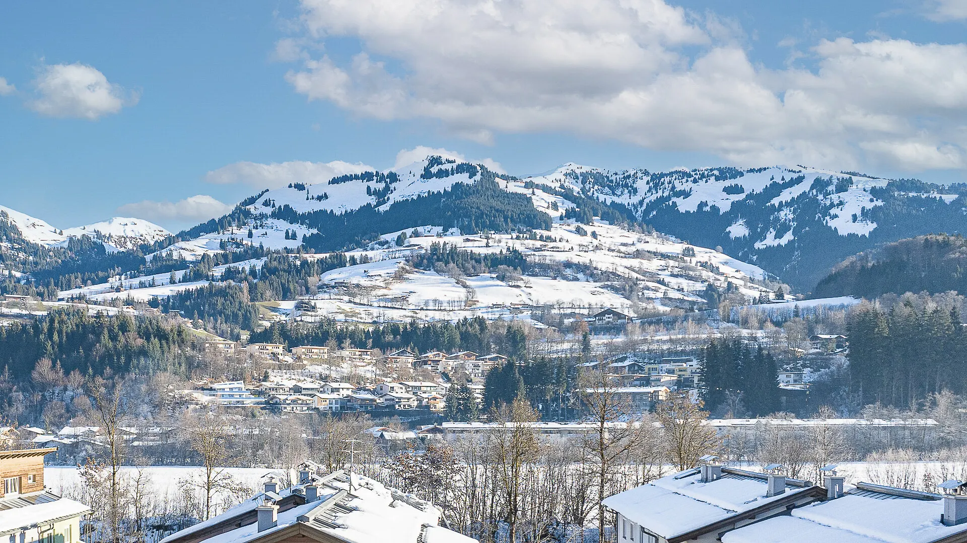 KITZIMMO-Baugrundstück mit Bergblick kaufen - Immobilien Kitzbühel.