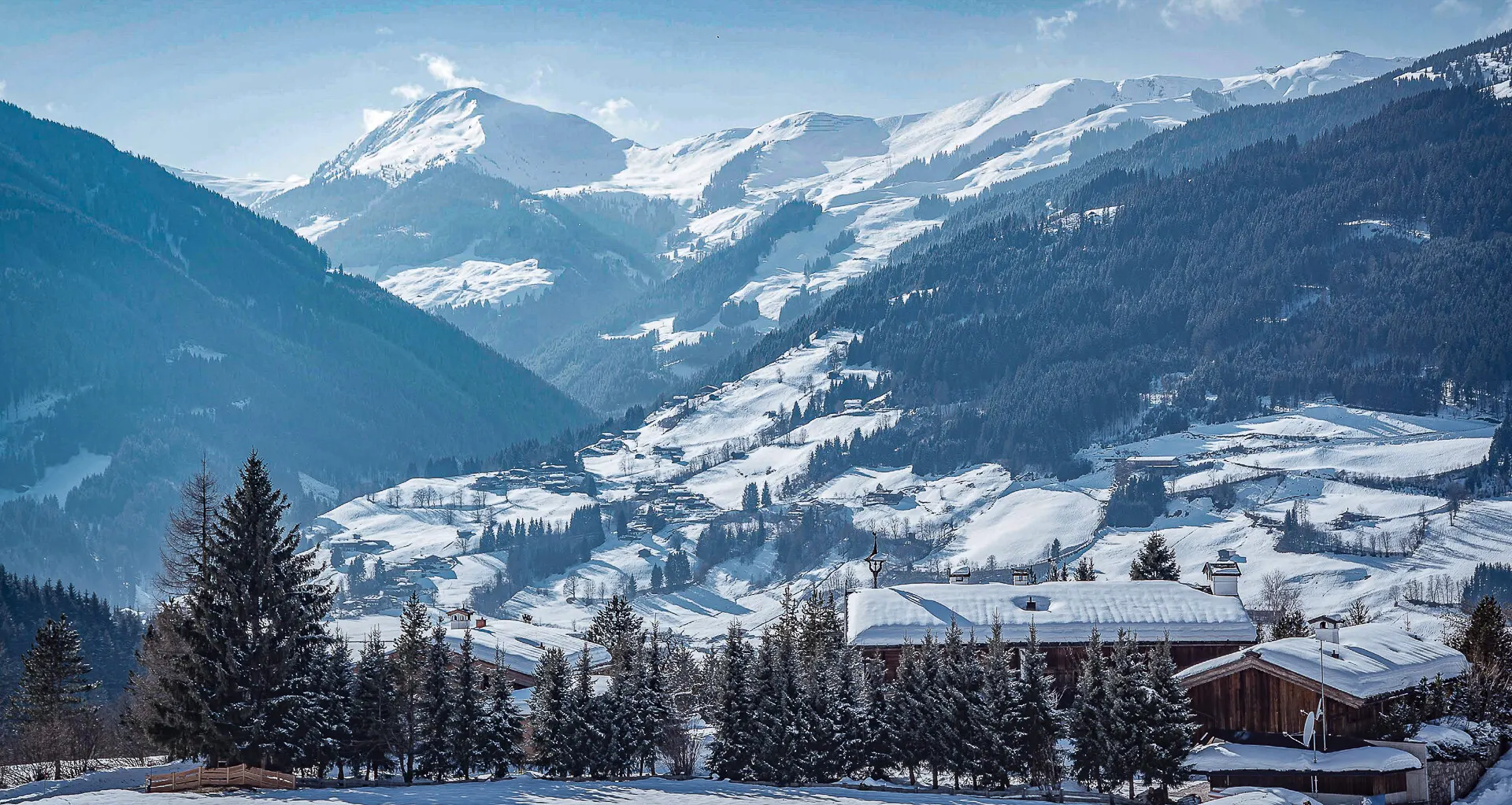 KITZIMMO-Luxuschalet in der Kochau mit Freizeitwohnsitz kaufen - Immobilien Aurach.