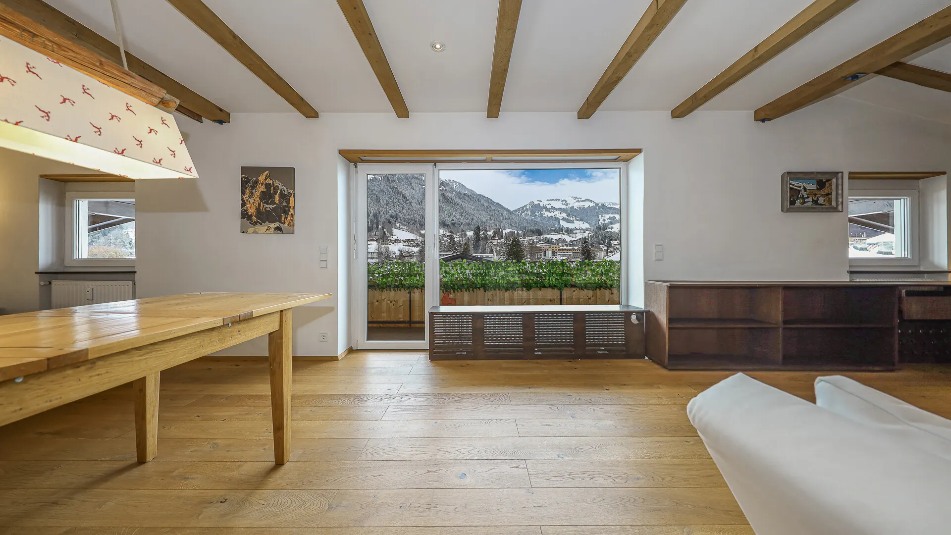 KITZIMMO-Dachgeschosswohnung im Zentrum kaufen - Immobilien Kitzbühel.