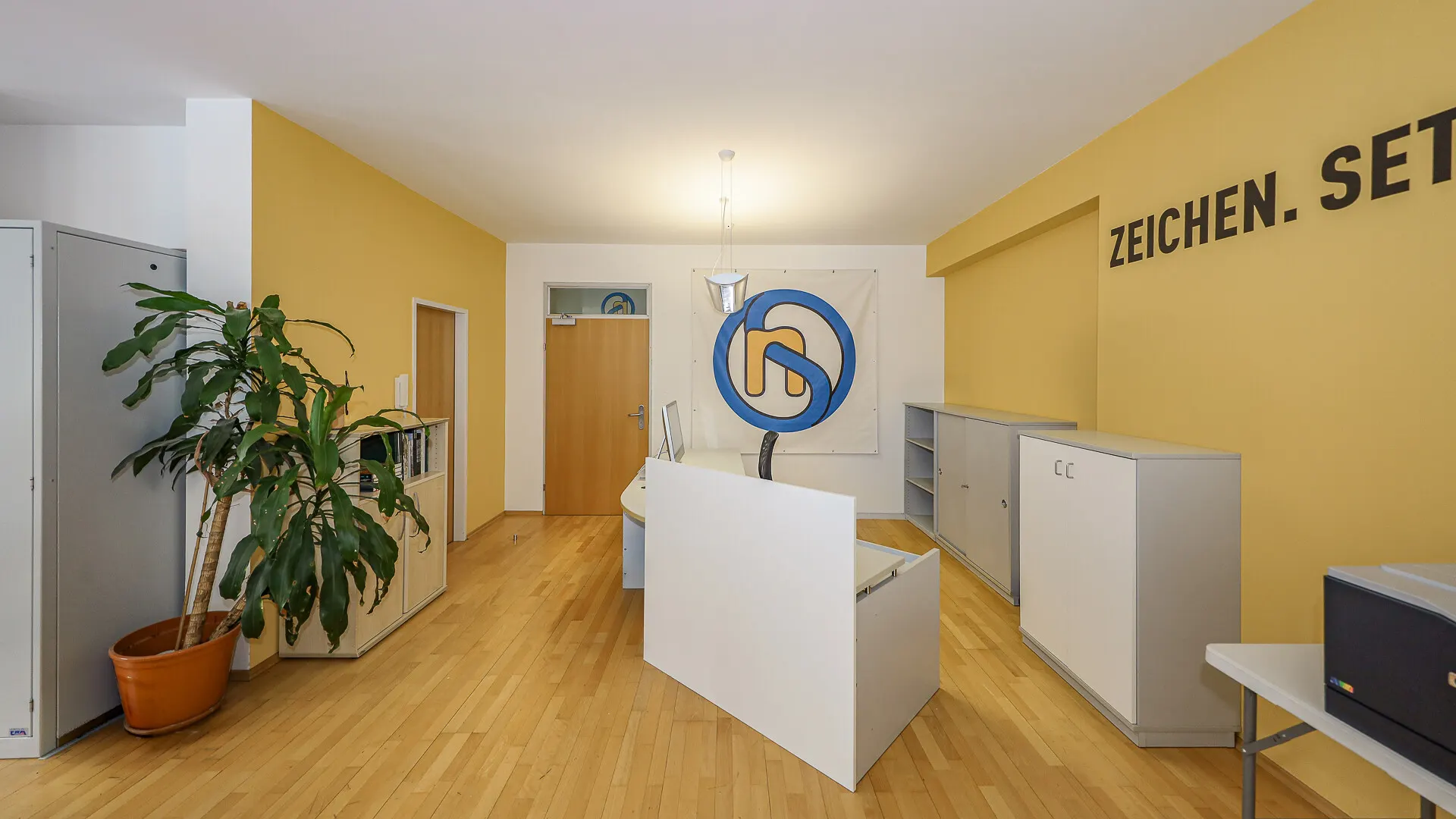 KITZIMMO-Büroräumlichkeiten in gut frequentierter Lage kaufen - Immobilien Kitzbühel.